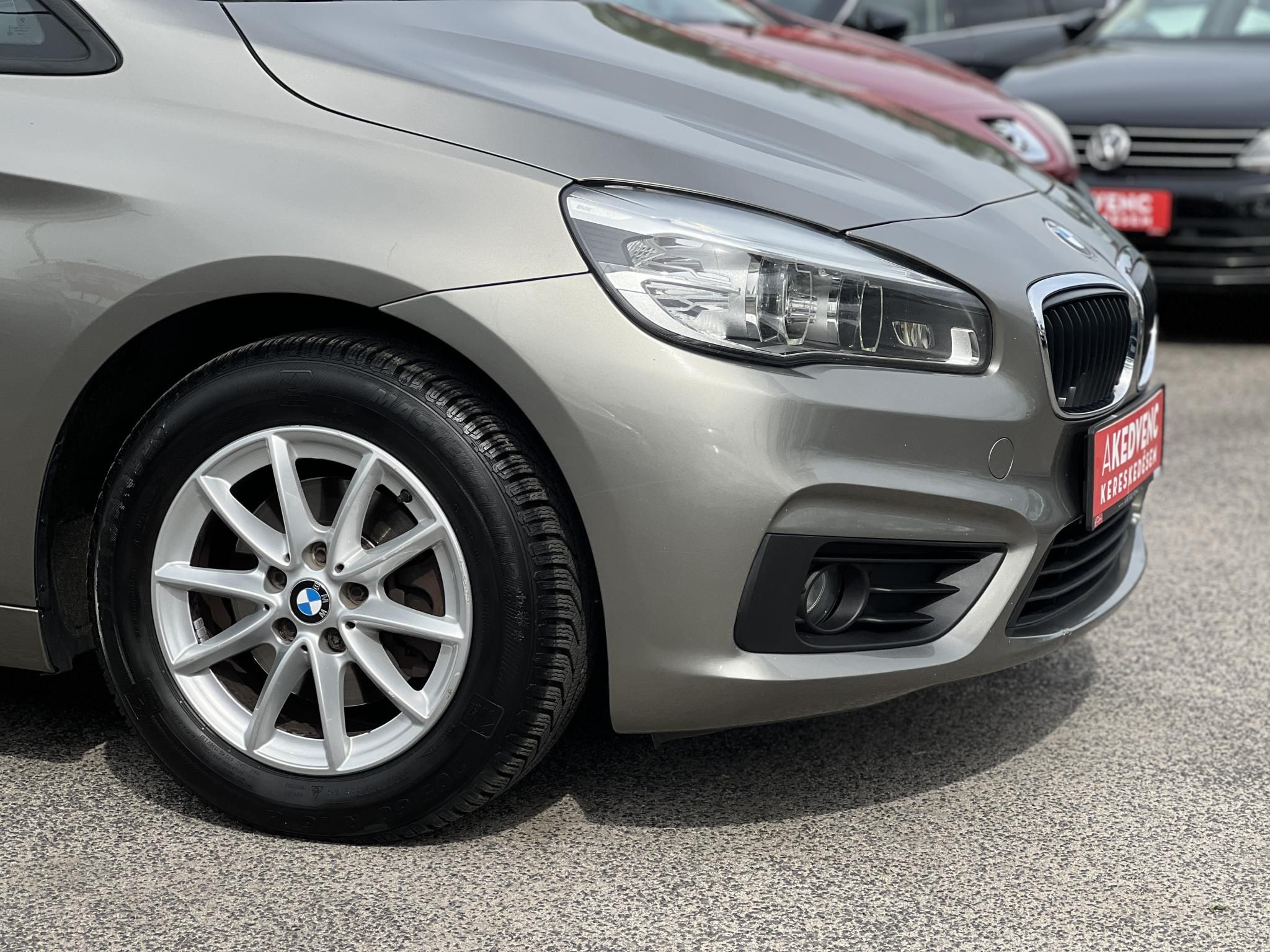 BMW 216d (Automata) Active Tourer frissen szervizelt!