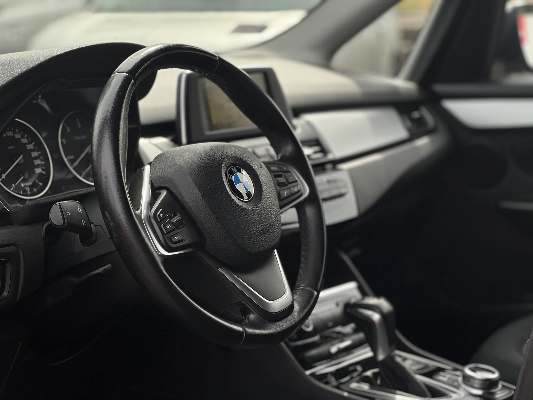 BMW 216d (Automata) Active Tourer frissen szervizelt!
