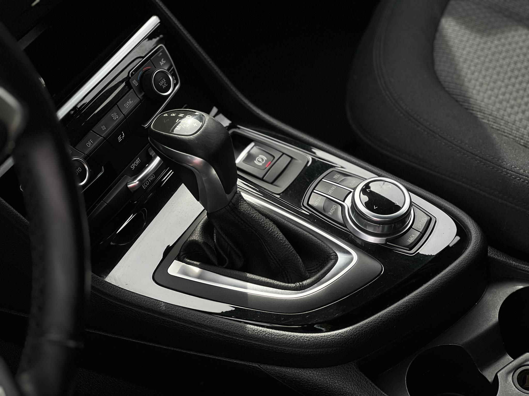 BMW 216d (Automata) Active Tourer frissen szervizelt!
