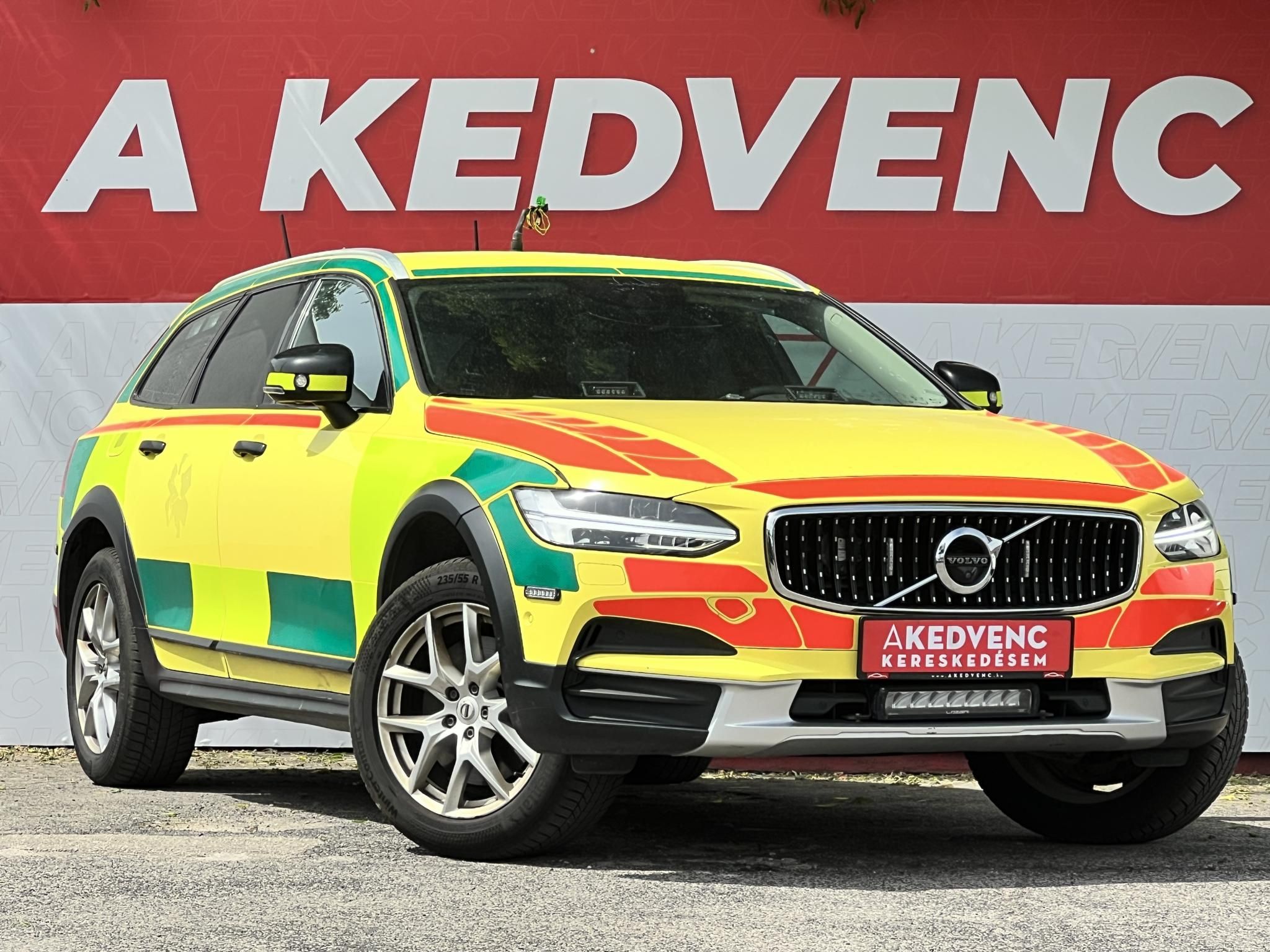 VOLVO V90 Cross Country 2.0 D [D4] AWD Geartronic Ments meg! :)