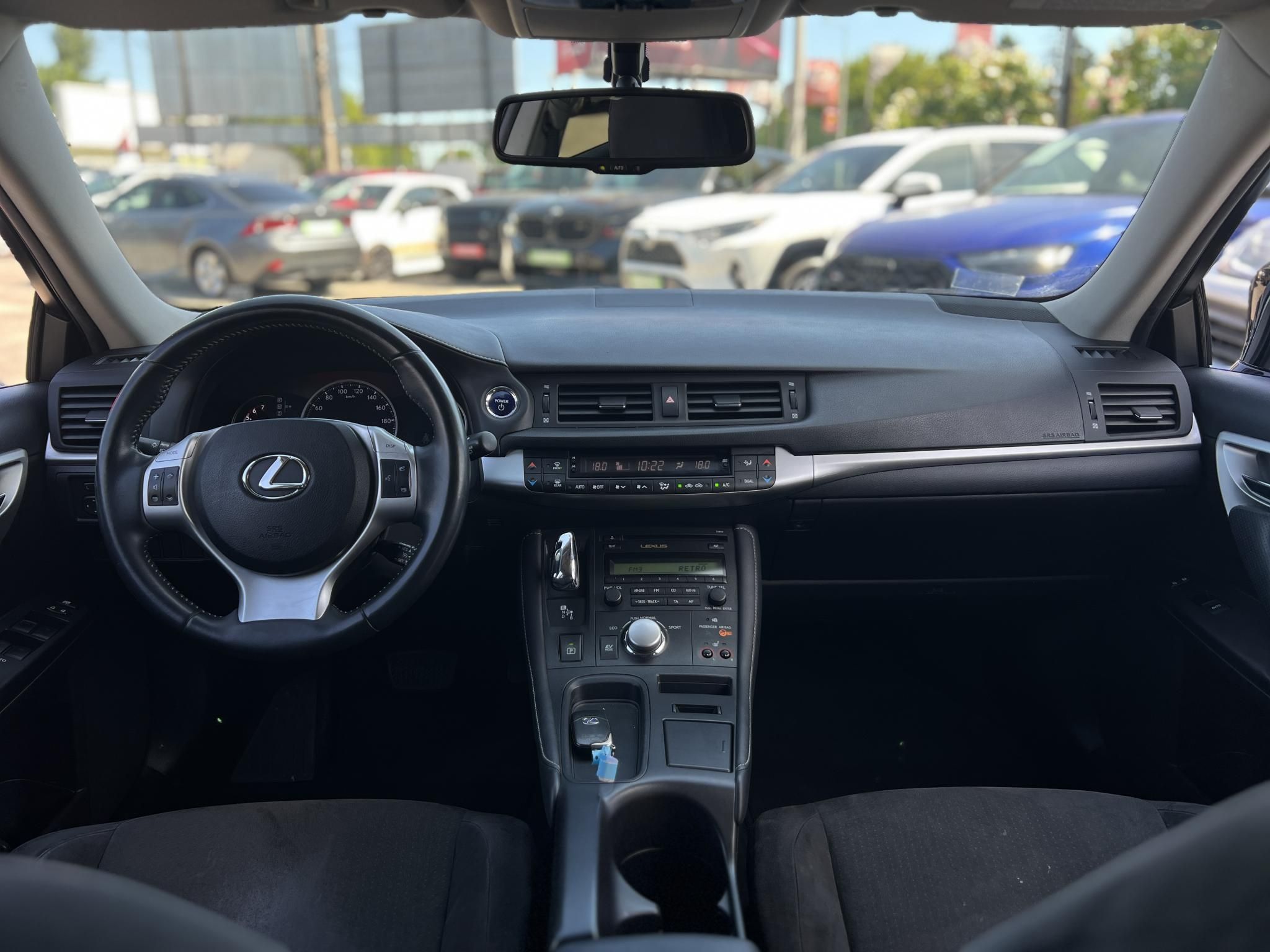 LEXUS CT 200h Comfort (Automata) Ülésfűtés. tolatókamera. szervizkönyv. 8 felni