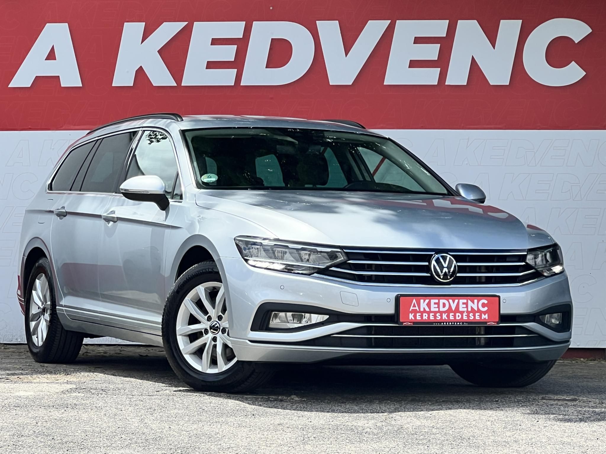 VOLKSWAGEN PASSAT VIII Variant 2.0 TDI SCR Business DSG Masszázs ülés. Carplay