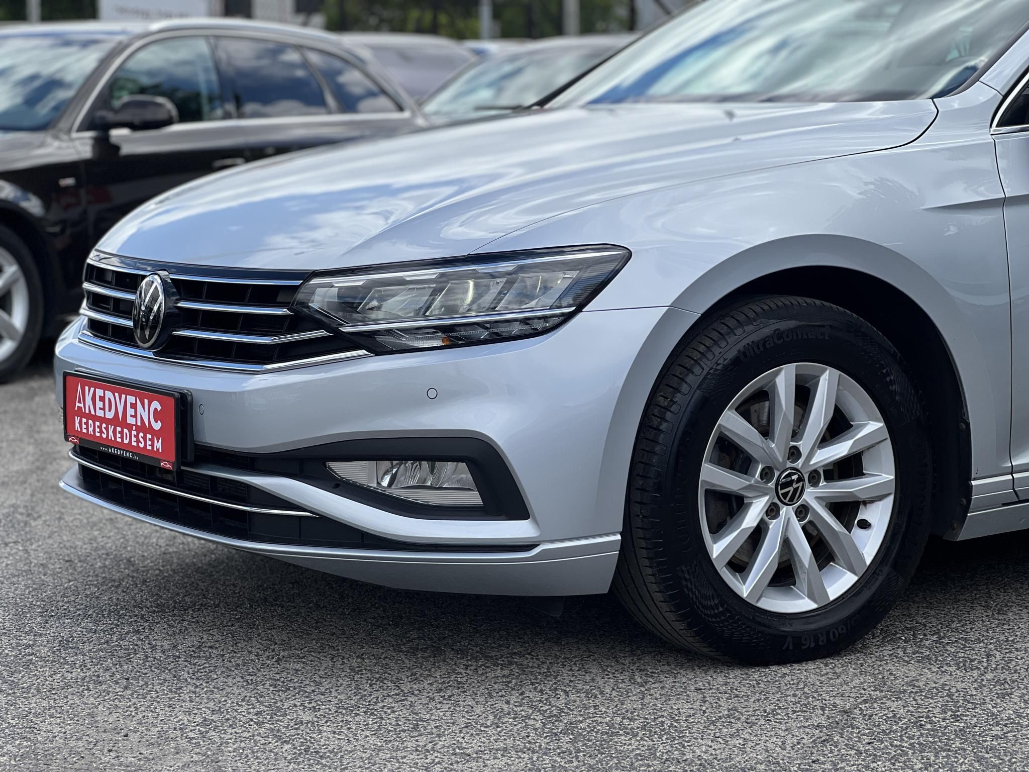 VOLKSWAGEN PASSAT VIII Variant 2.0 TDI SCR Business DSG Masszázs ülés. Carplay