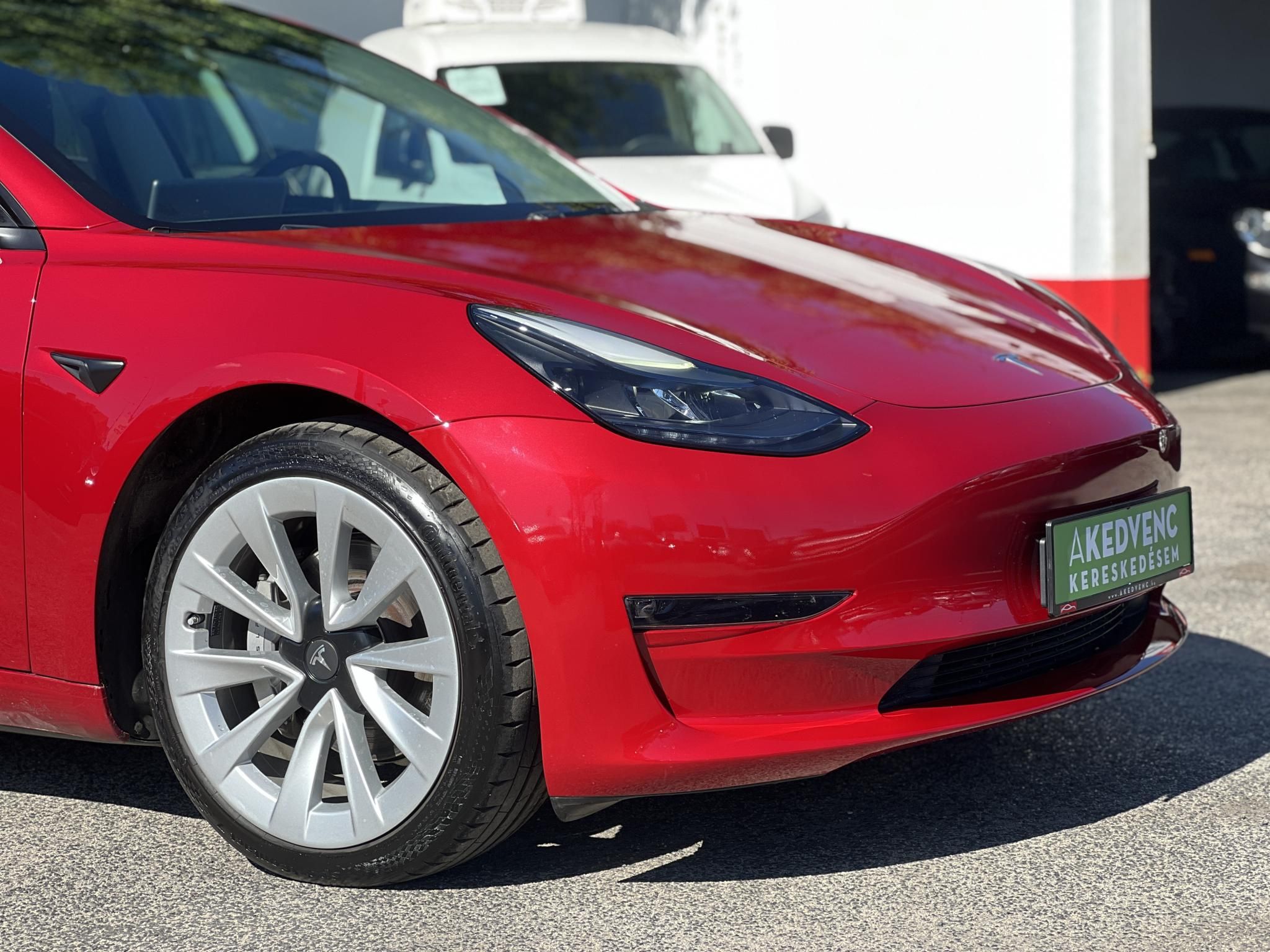 TESLA MODEL 3 Long Range AWD (Automata) 79e km. mátrix LED. hőszivattyú. AMD Ryzen. garanciális!
