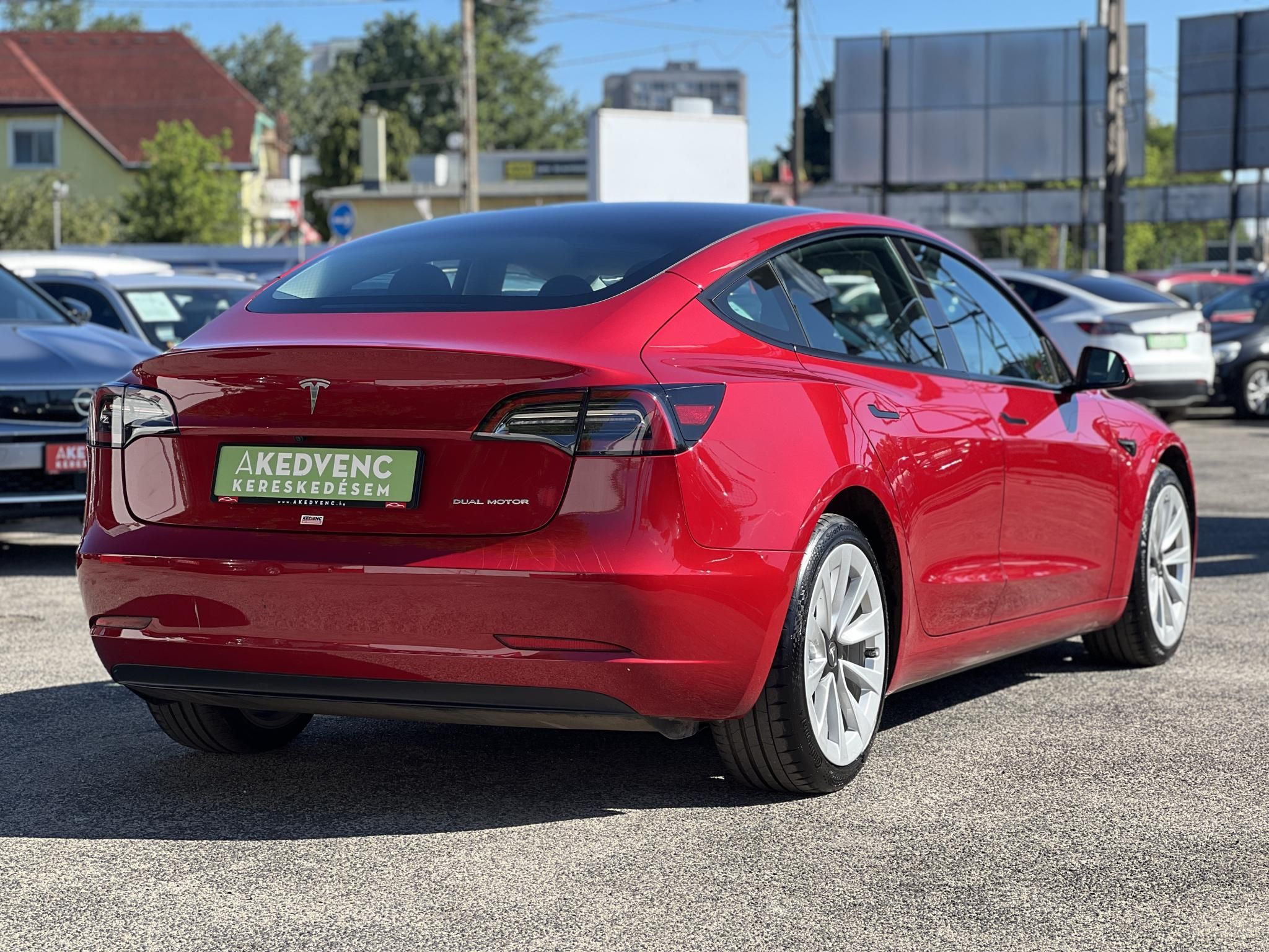 TESLA MODEL 3 Long Range AWD (Automata) 79e km. mátrix LED. hőszivattyú. AMD Ryzen. garanciális!