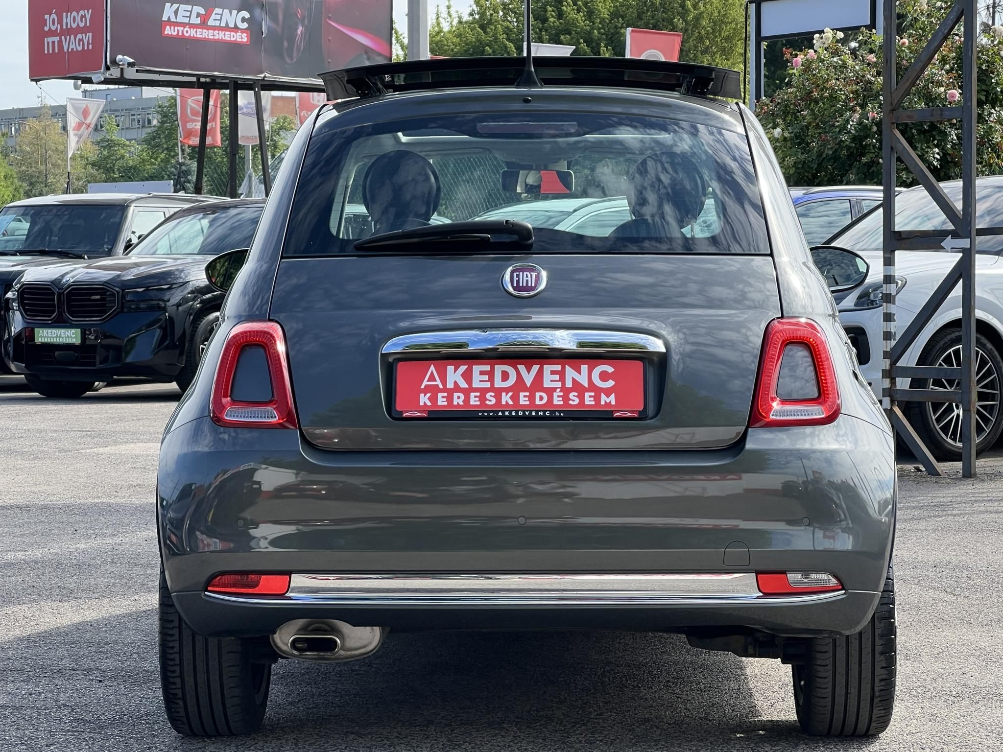 FIAT 500 500C 1.2 8V Lounge Dualogic 51e km. M.o.-i. Automata. Gyári fényezés. Végig vezetett szervizkönyv!