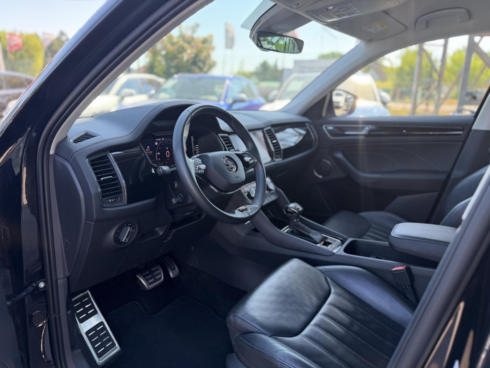 SKODA KODIAQ 2.0 TDI SCR L&K DSG [7 személy] 128e km. LED fényszórók. memória. vonóhorog. 360kamera. CANTON hifi!