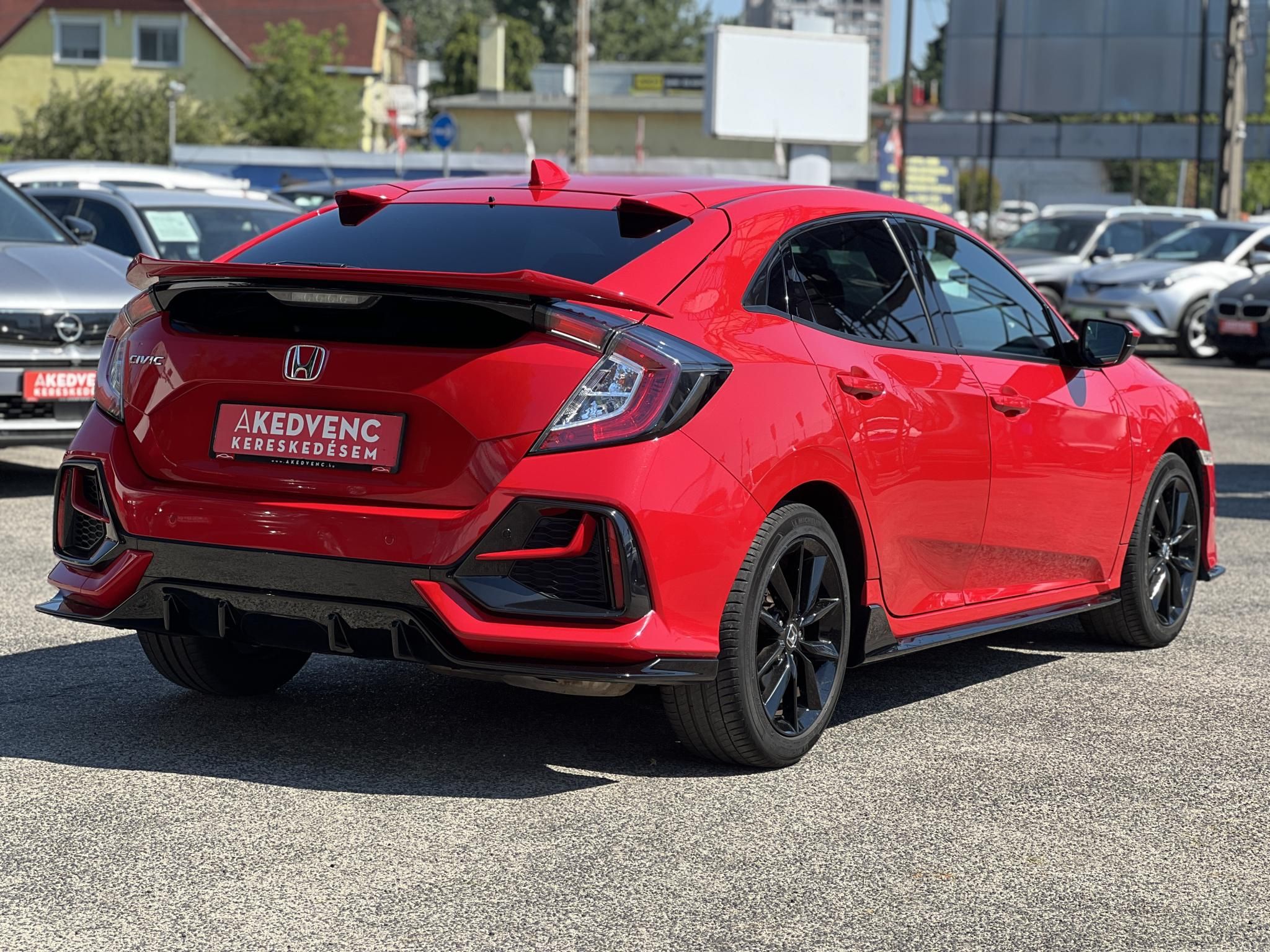 HONDA CIVIC 1.0 T Executive Sport Line 65e km. Magyarországi. 2 tulajdonos. Teljes szerviztörténet!