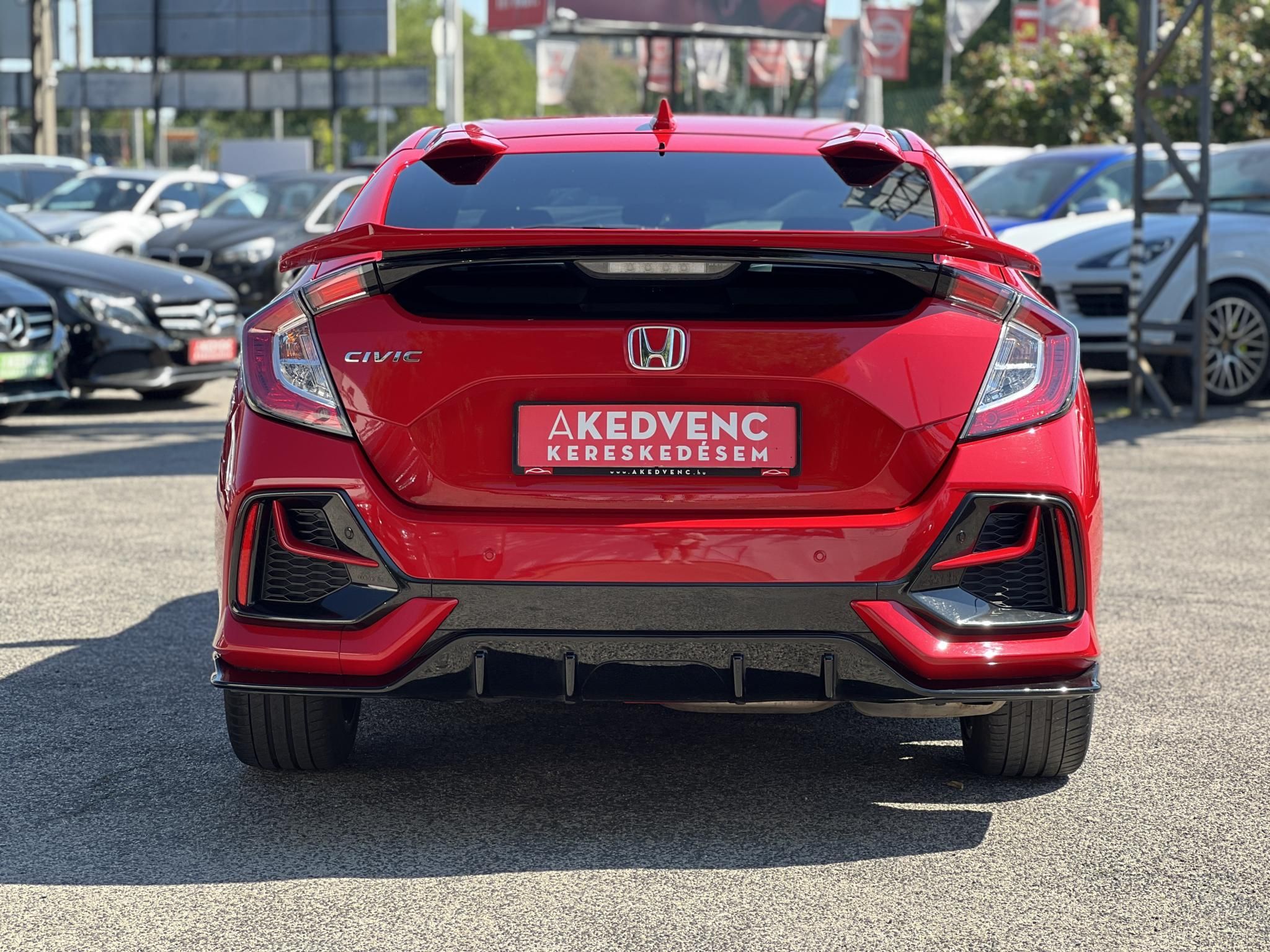 HONDA CIVIC 1.0 T Executive Sport Line 65e km. Magyarországi. 2 tulajdonos. Teljes szerviztörténet!