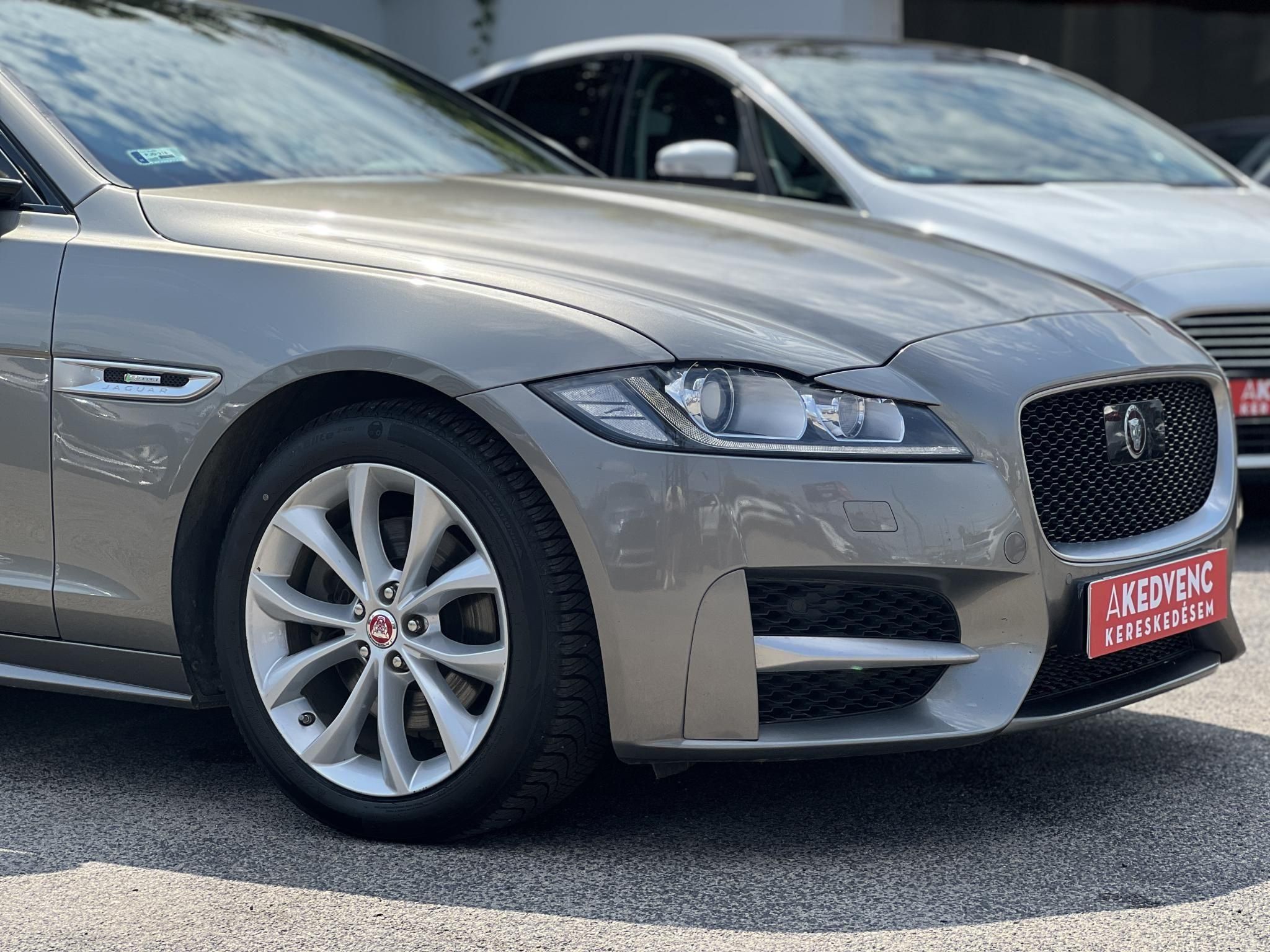 JAGUAR XF 2.0 i4D R-Sport Magyarországi. szervizelt!