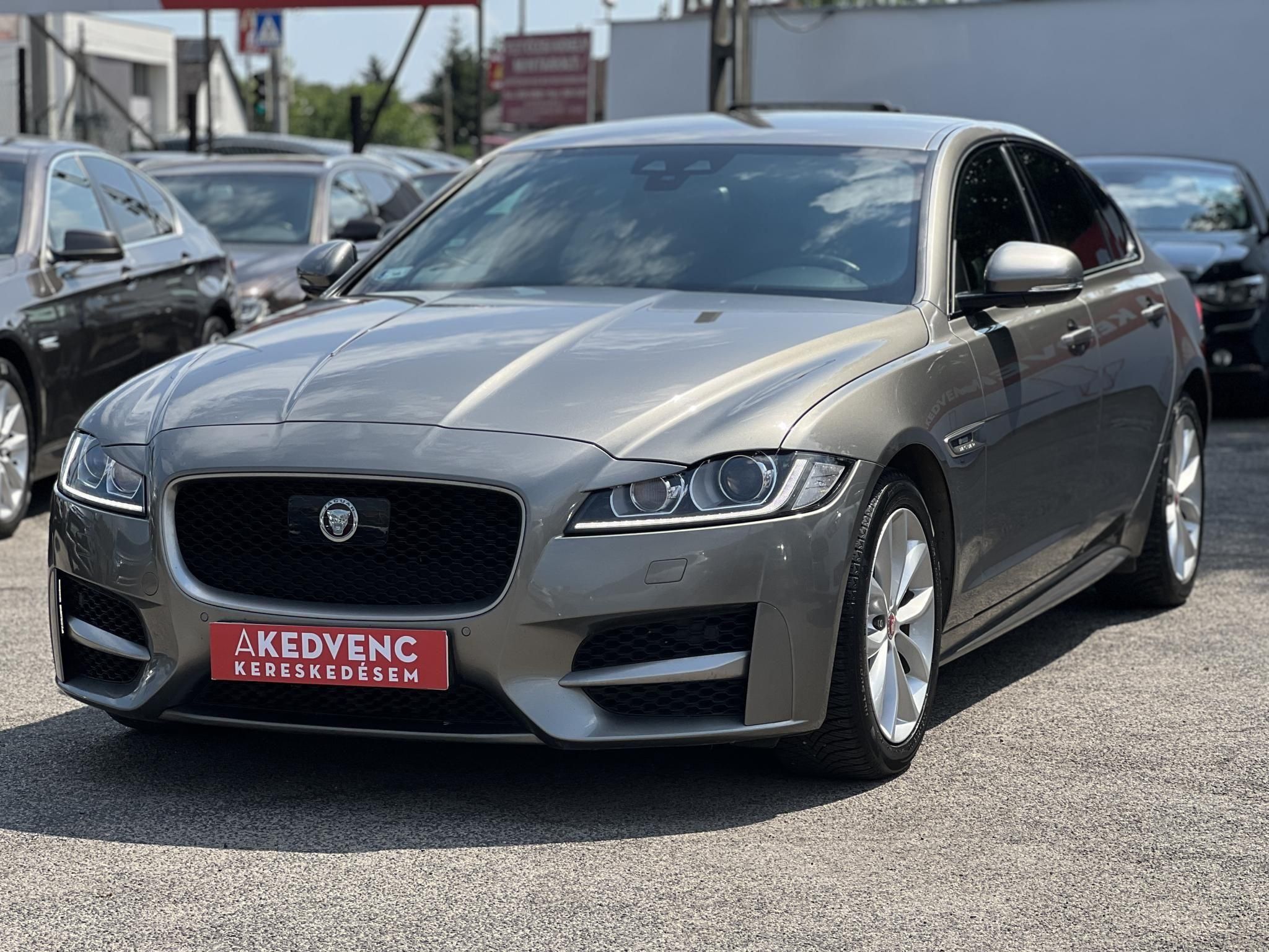 JAGUAR XF 2.0 i4D R-Sport Magyarországi. szervizelt!
