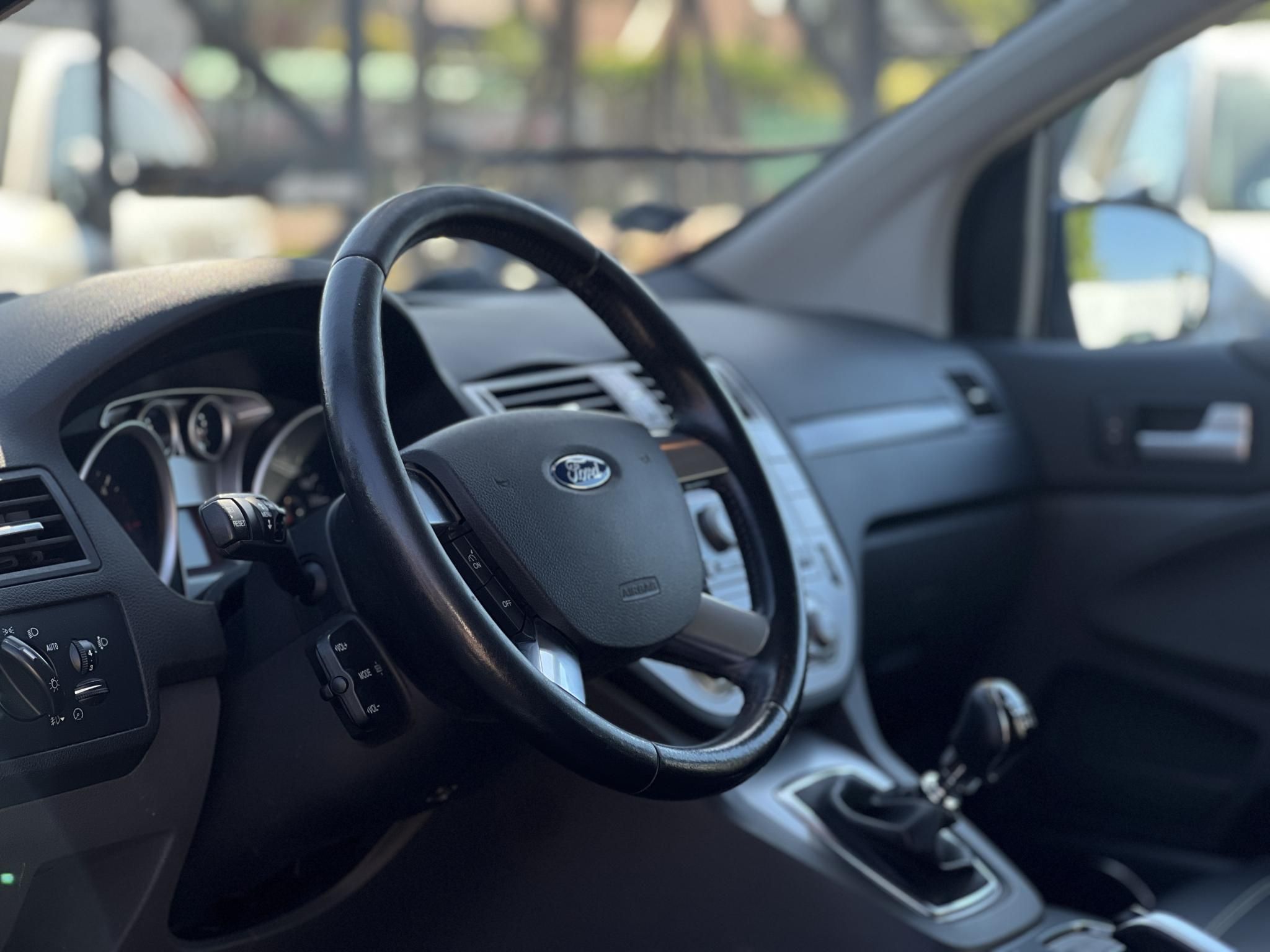 FORD KUGA 2.0 TDCi Titanium 4WD Magyarországi. ülésfűtés. keyless. tempomat. parkolóradar. friss szerviz!
