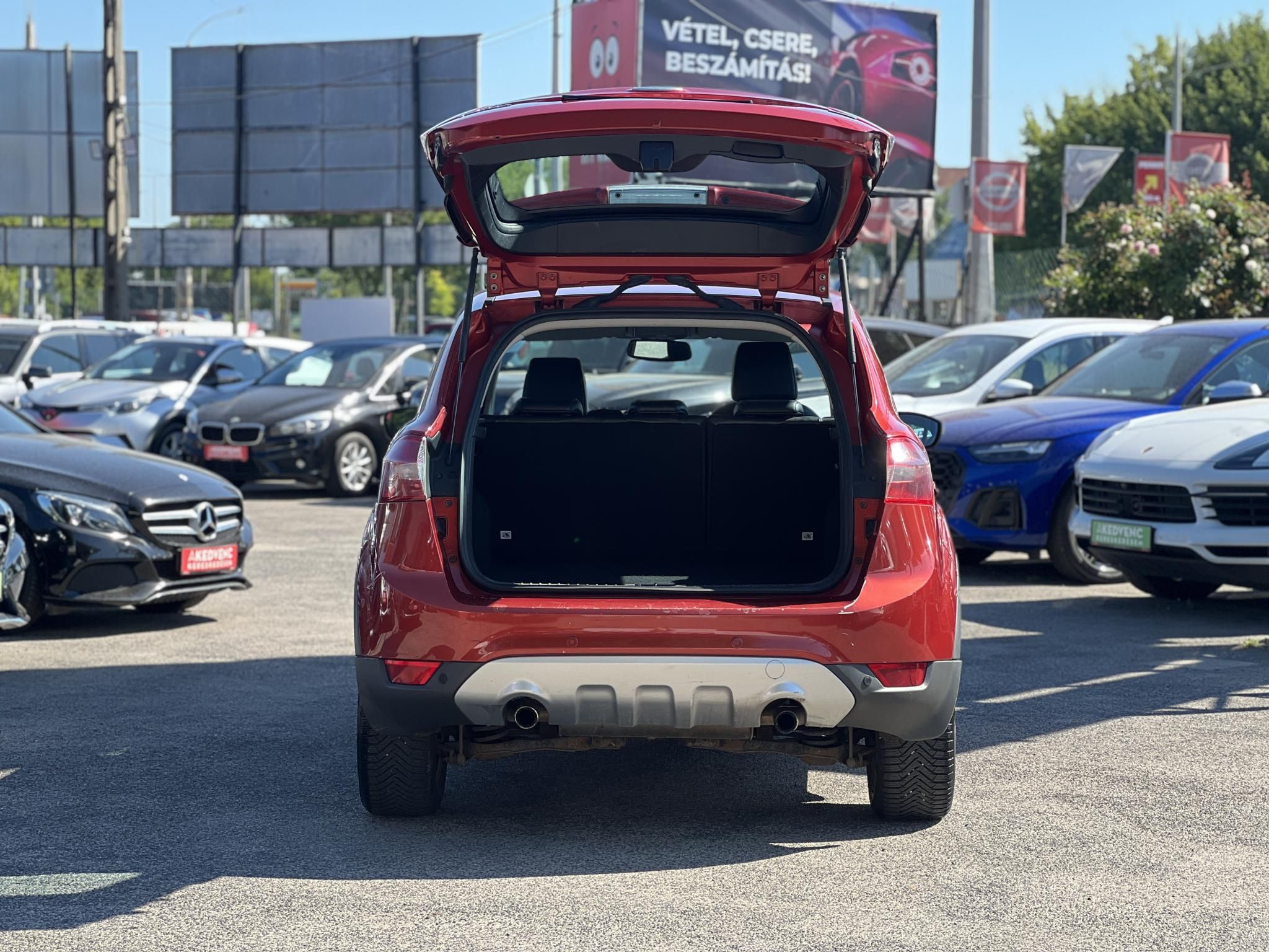 FORD KUGA 2.0 TDCi Titanium 4WD Magyarországi. ülésfűtés. keyless. tempomat. parkolóradar. friss szerviz!
