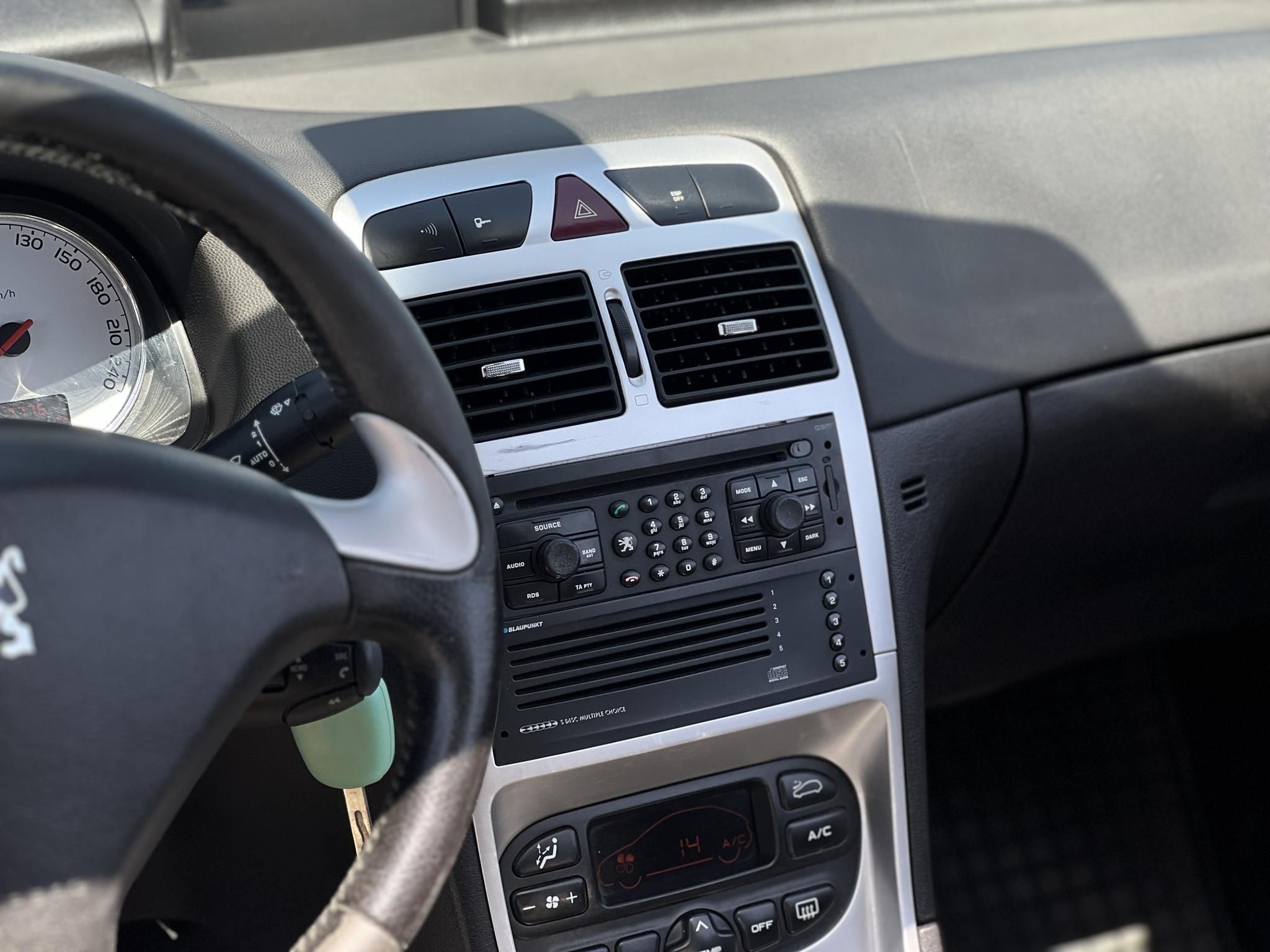 PEUGEOT 307 CC 2.0 Standard vezérlés cserélve. új kuplung szett. klíma. tempomat. bluetooth!