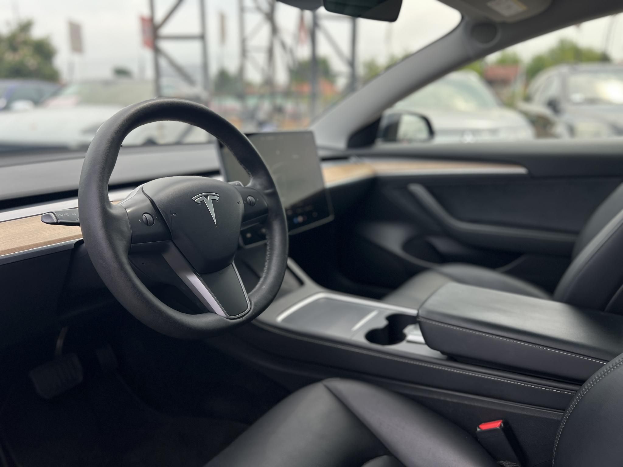 TESLA MODEL 3 Long Range AWD (Automata) Ryzen proci. 510 km hatótáv. garancia!