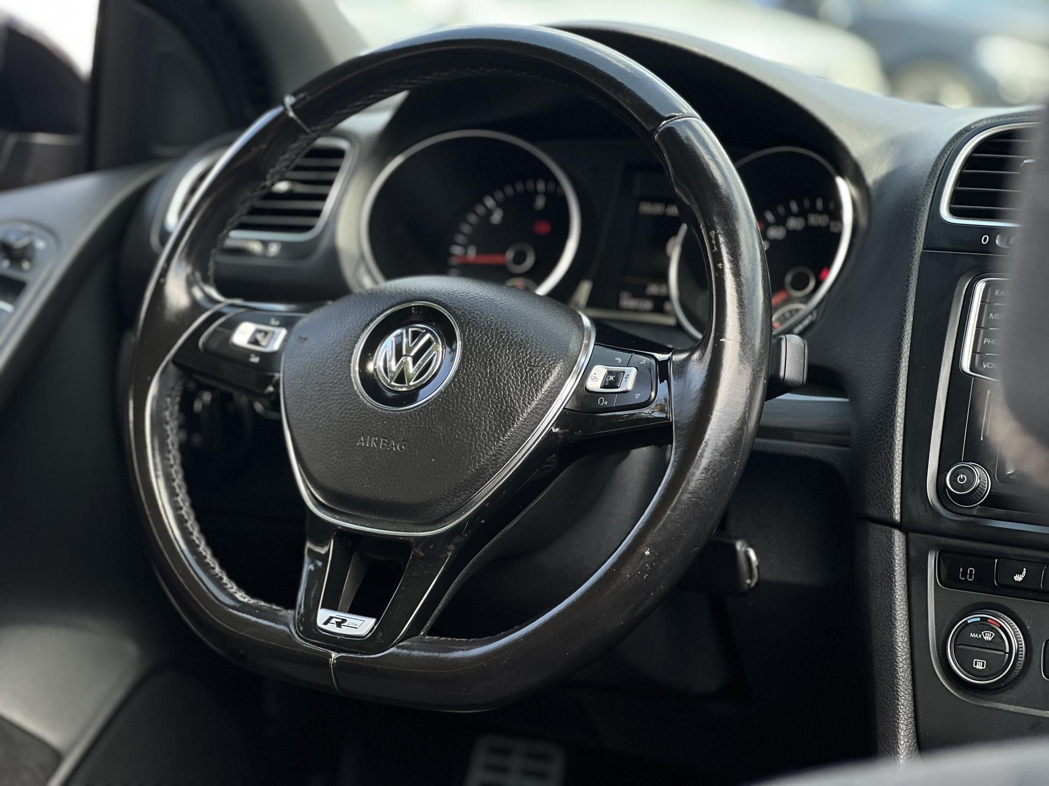VOLKSWAGEN GOLF VI 2.0 TDI Cabrio 108e km
