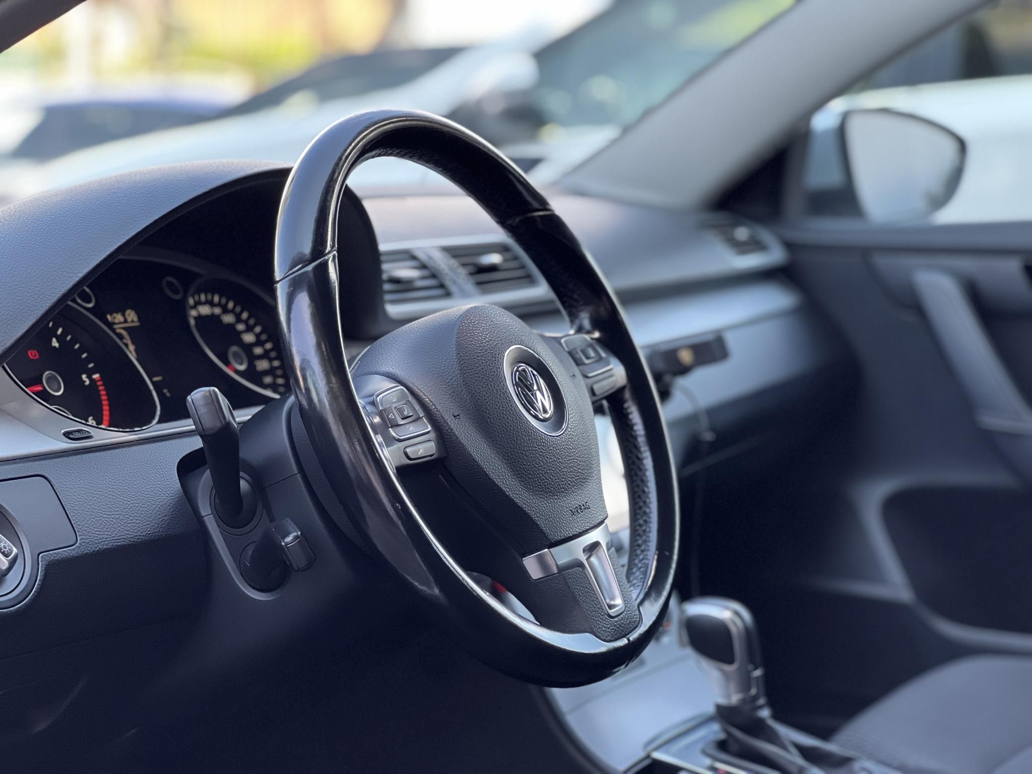 VOLKSWAGEN PASSAT VII 2.0 CR TDI Comfortline BMT DSG