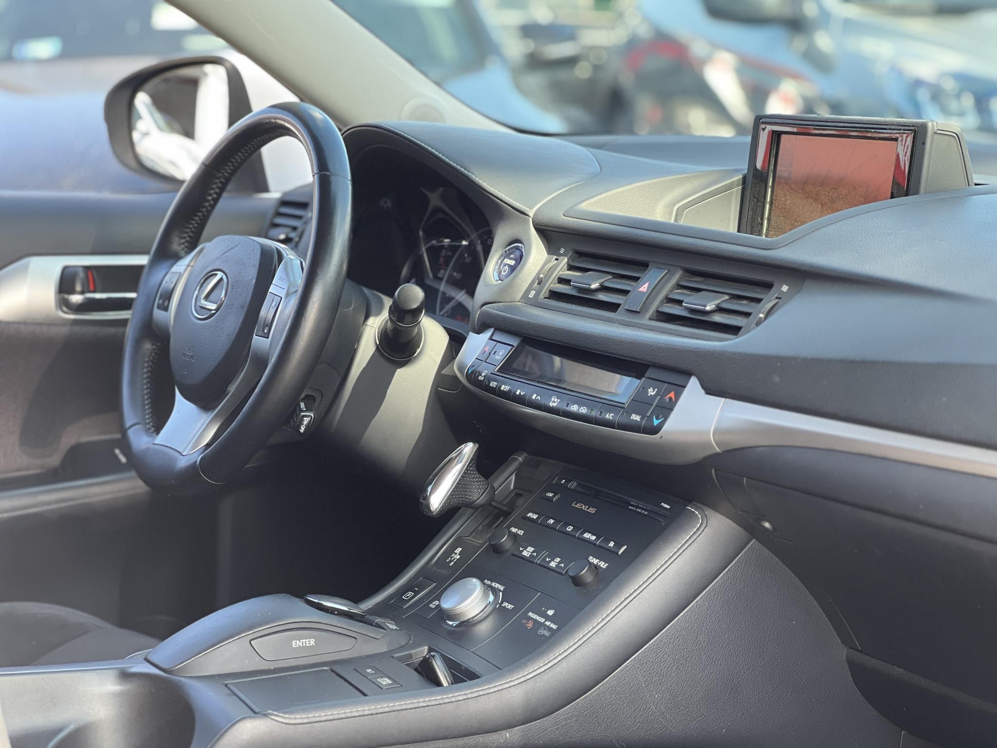 LEXUS CT 200h Executive (Automata) 140e km. Tempomat Tolatókamera Nagy szerviz!