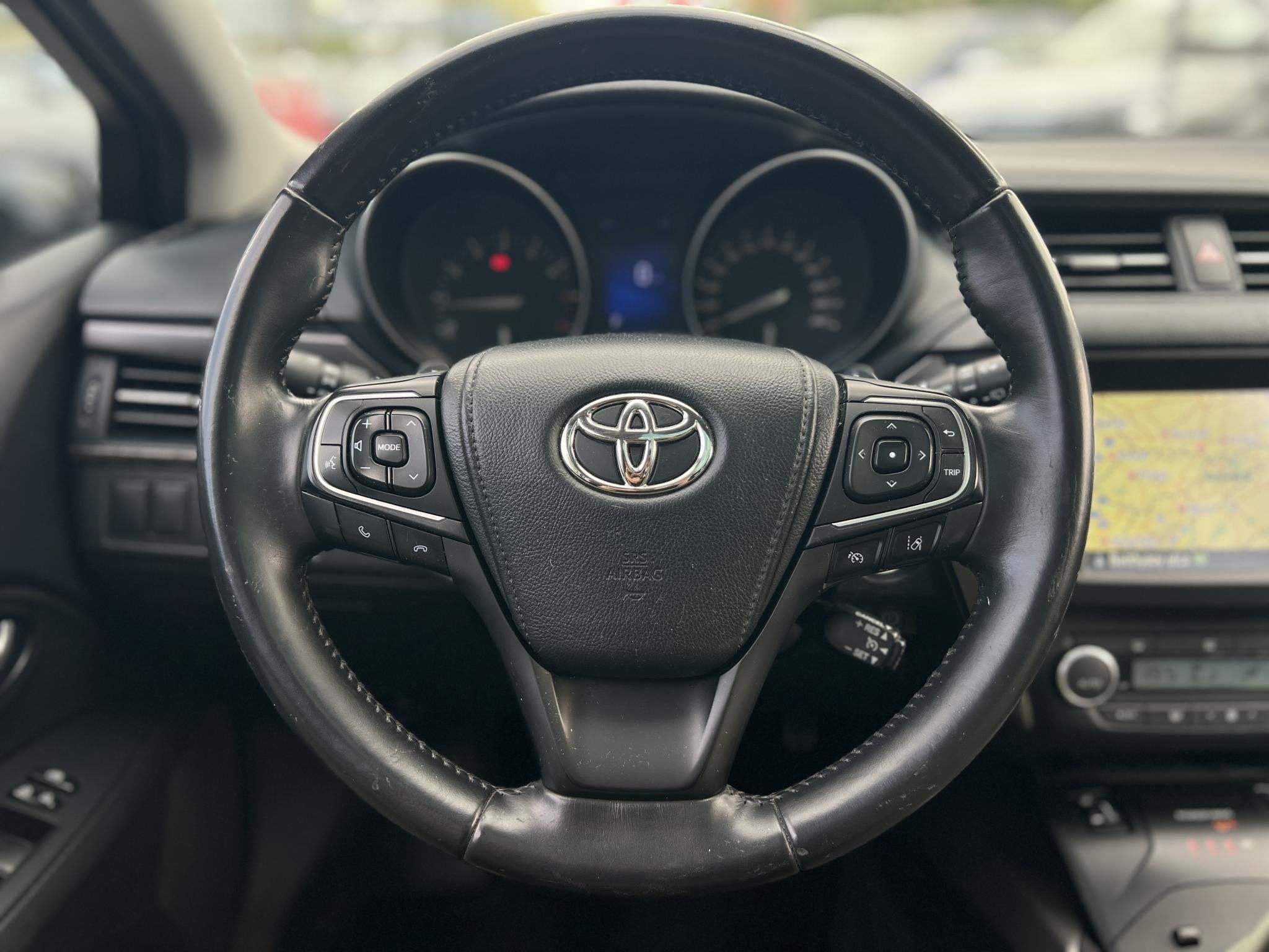 TOYOTA AVENSIS Touring Sports 2.0 Executive CVT Magyarországi. Magasan felszerelt. Rendszeresen karbantartott!