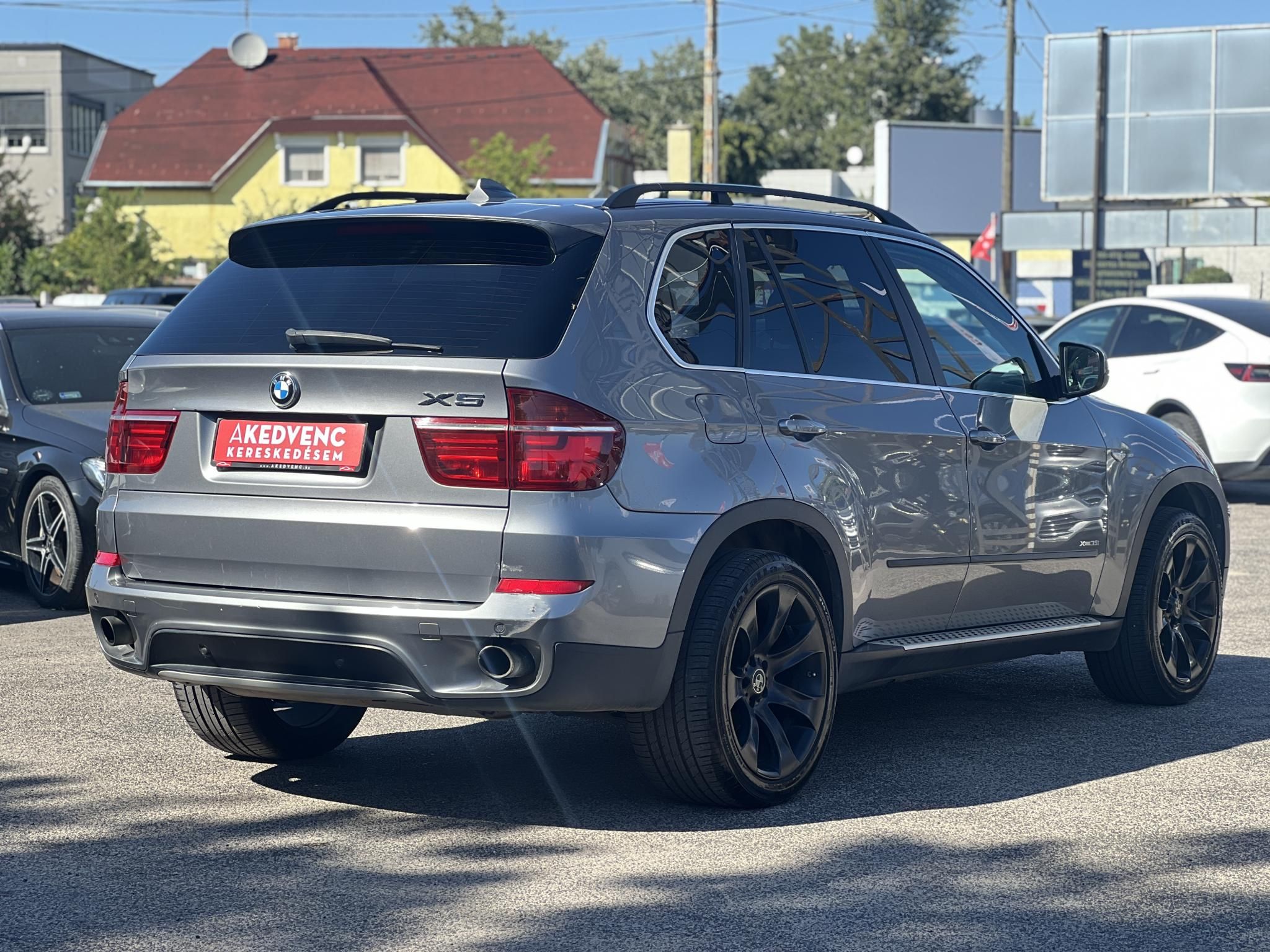 BMW X5 xDrive35i (Automata) Carplay Memóriás ülések Panoráma tető Téli-nyári felni garnitúrával!