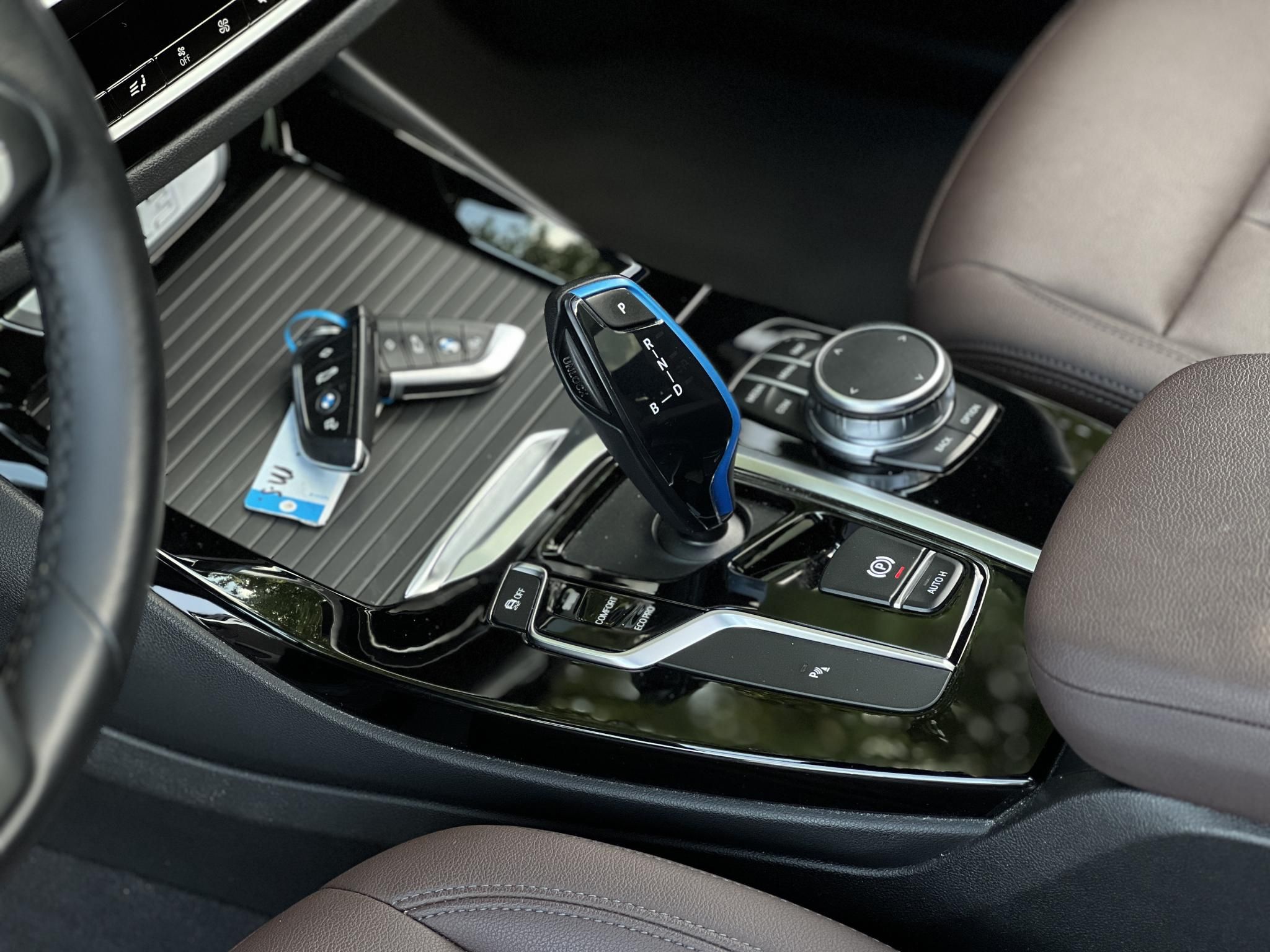 BMW IX3 73,9kWh Konyak bőr. Virtual Cockpit. Panoráma tető. CARPLAY!