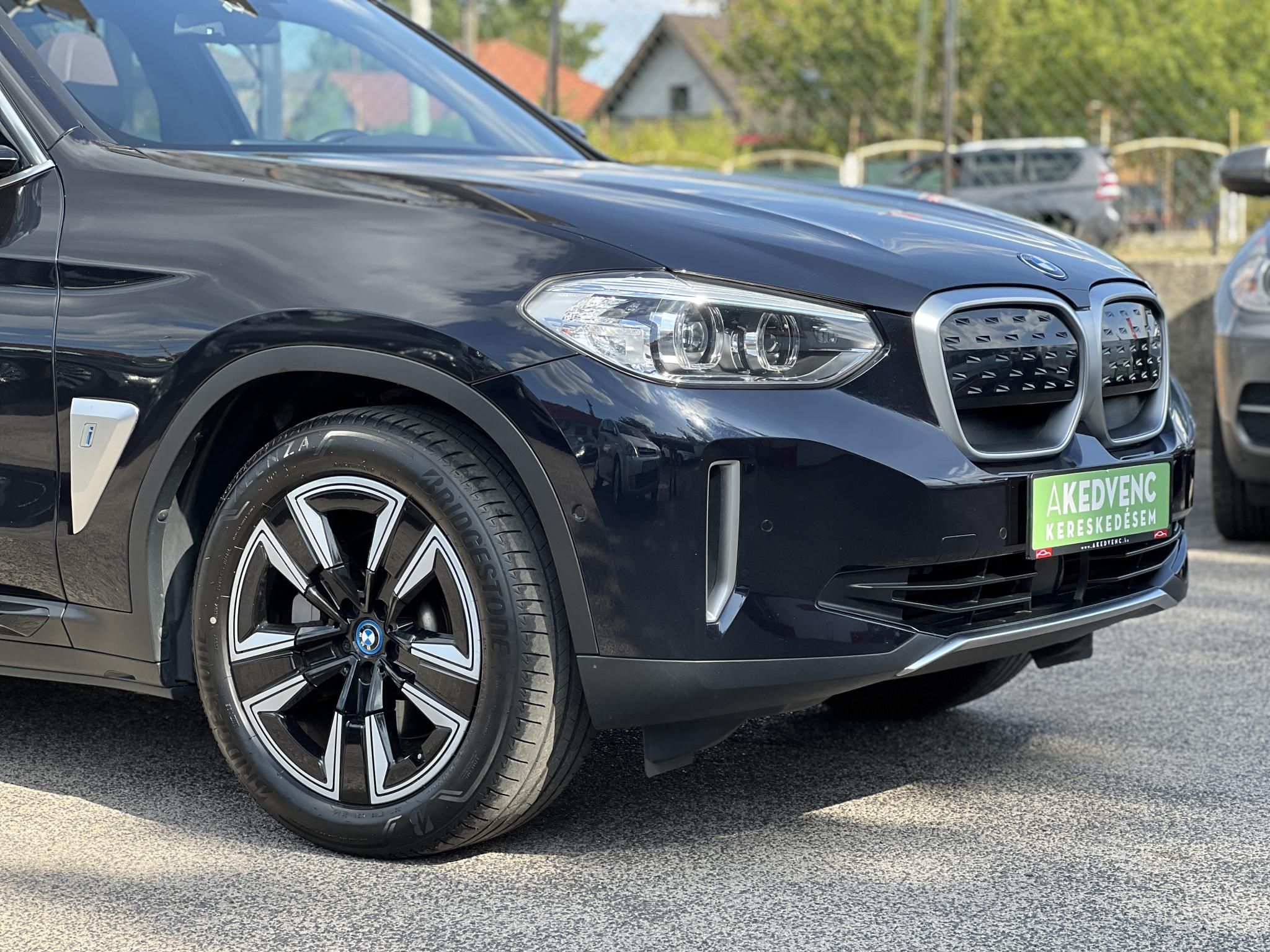 BMW IX3 73,9kWh Konyak bőr. Virtual Cockpit. Panoráma tető. CARPLAY!