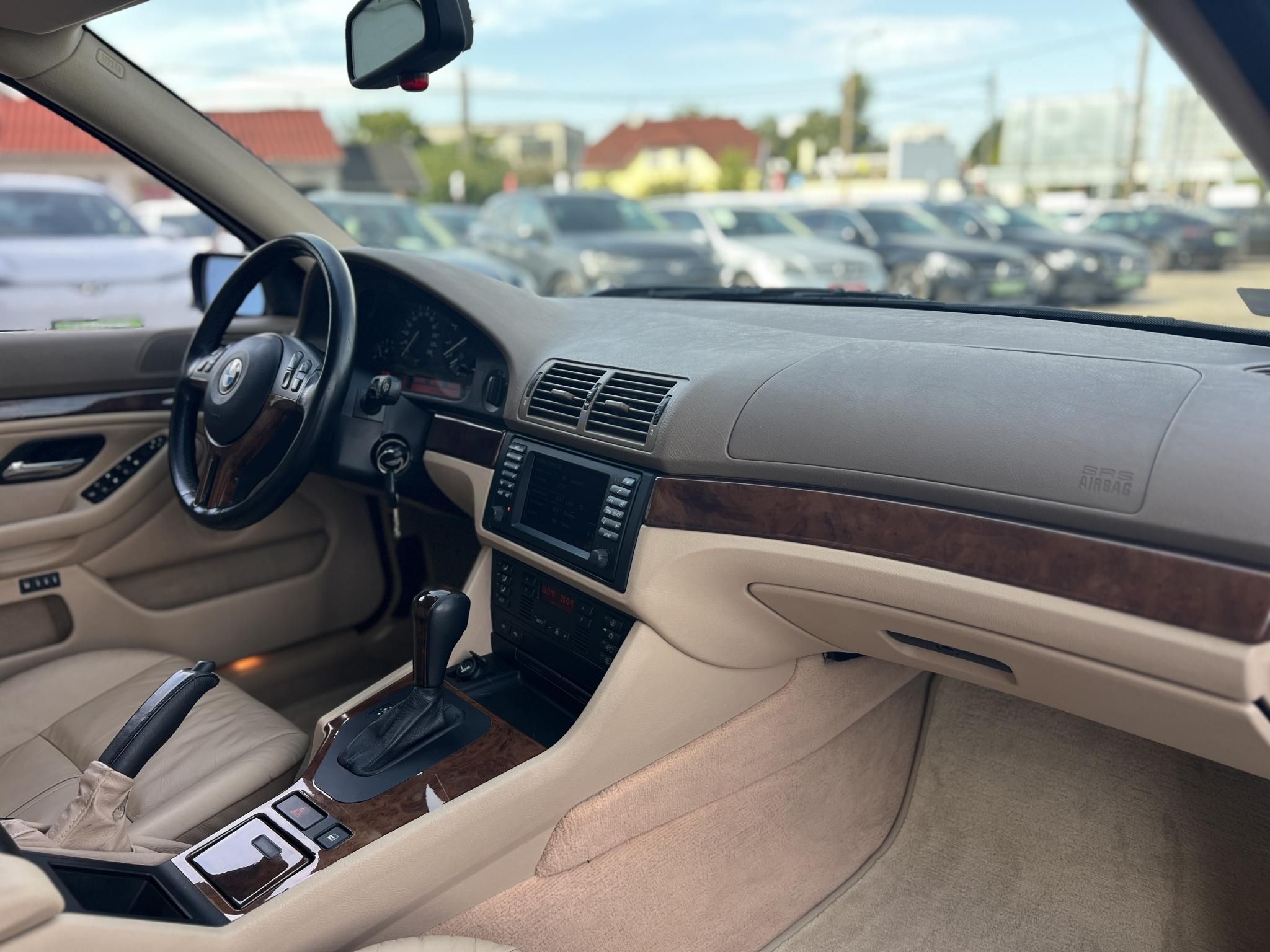 BMW 540i (Automata) Rozsdamentes. frissen szervizelt. végig vezetett szervizkönyv!