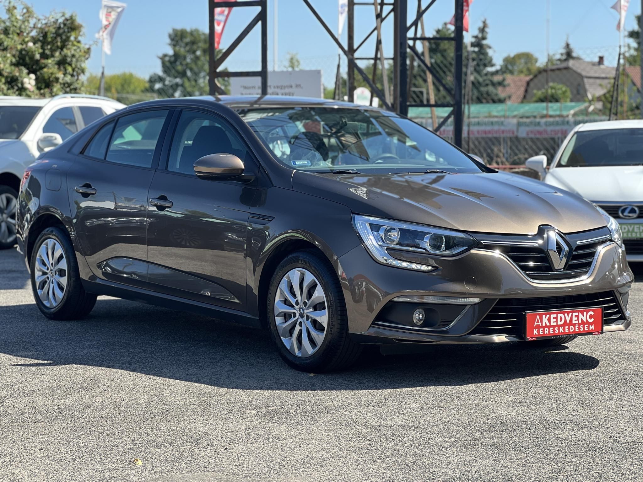 RENAULT MEGANE GrandCoupé 1.6 SCe Limited Magyarországi. 106e km Gyári fényezés Márkaszervizelt!