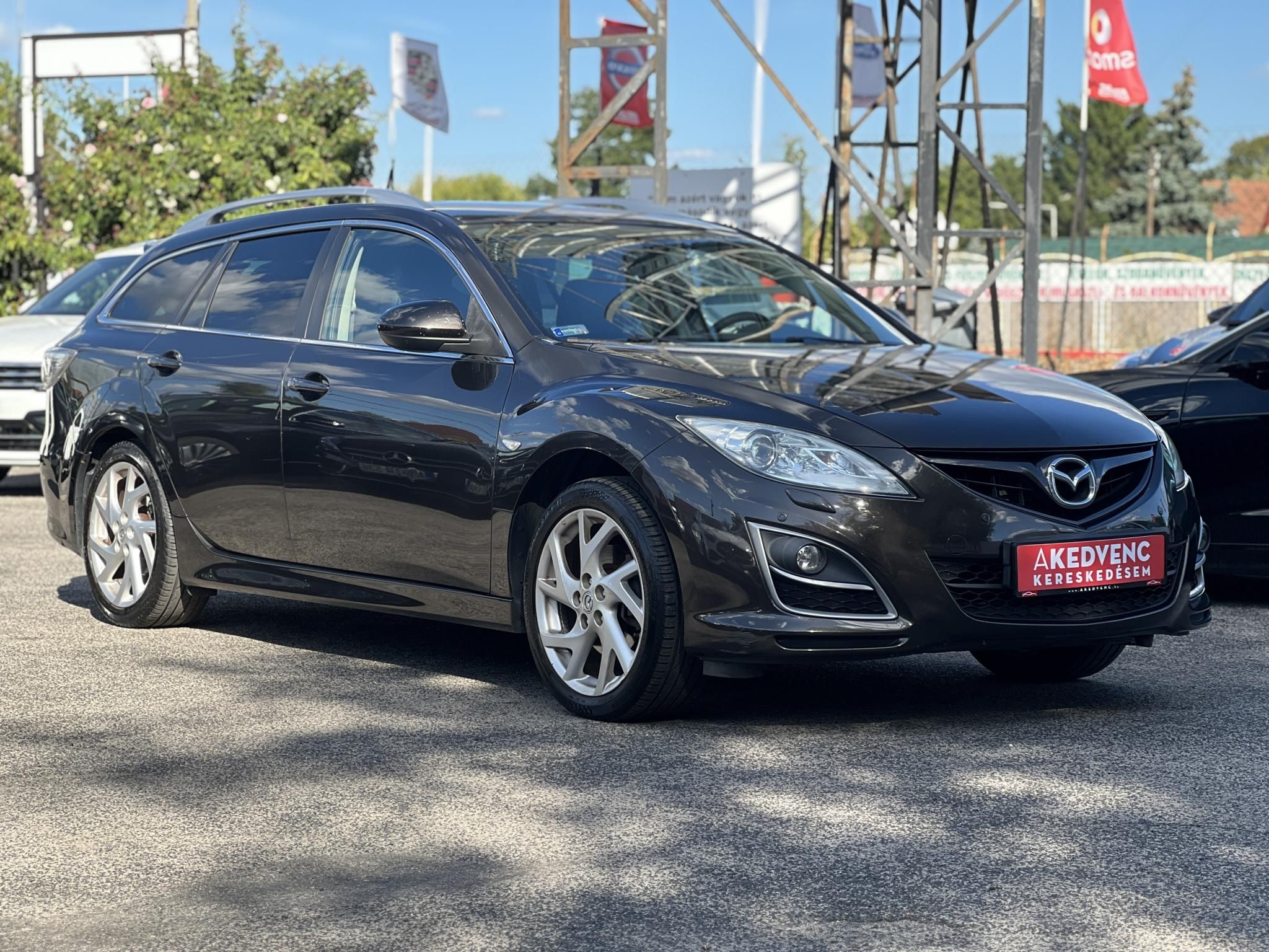 MAZDA 6 Sportkombi 2.5 GTA BOSE hifi. Gyári fényezés. Téli-nyári garnitúra. 1.5T horog. Legjobb ár!