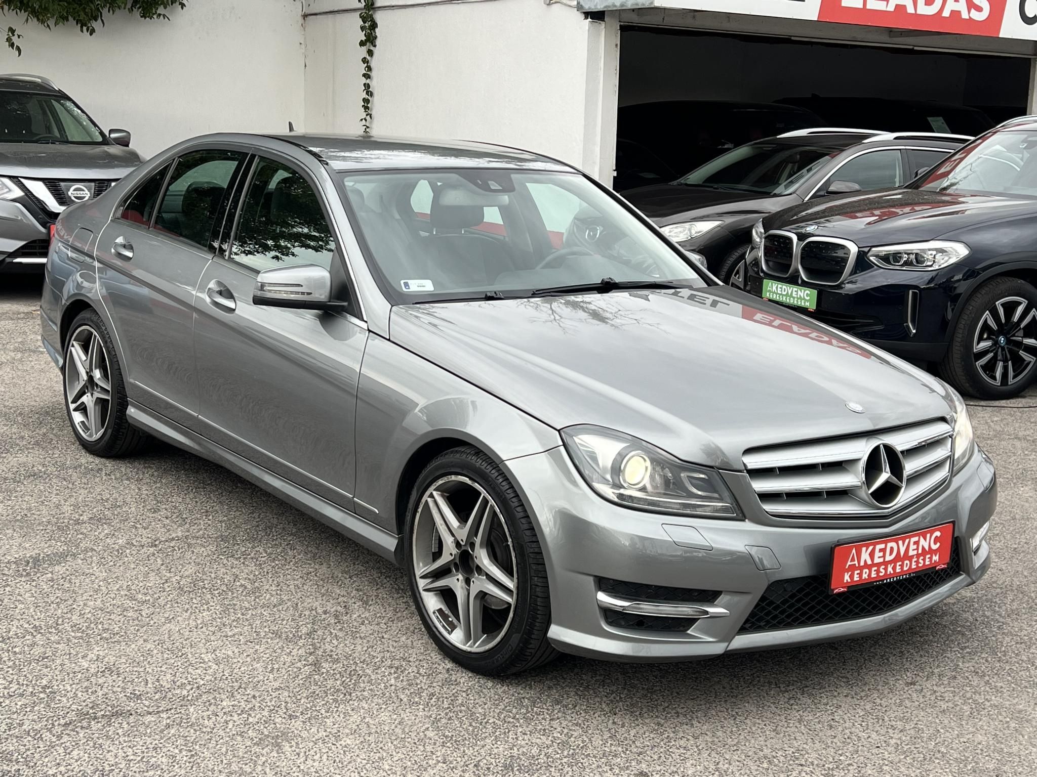 MERCEDES-BENZ C 220 CDI BlueEFFICIENCY Avantgarde (Automata) AMG csomag. Téli-nyári garnitúra. Álomszép beltér!