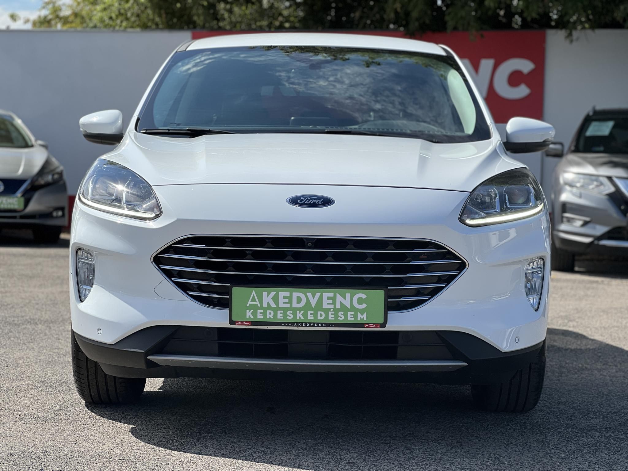 FORD KUGA 2.5 PHEV Titanium CVT 70 km elektromos hatótáv. ülés-kormányfűtés. kamera. CARPLAY!