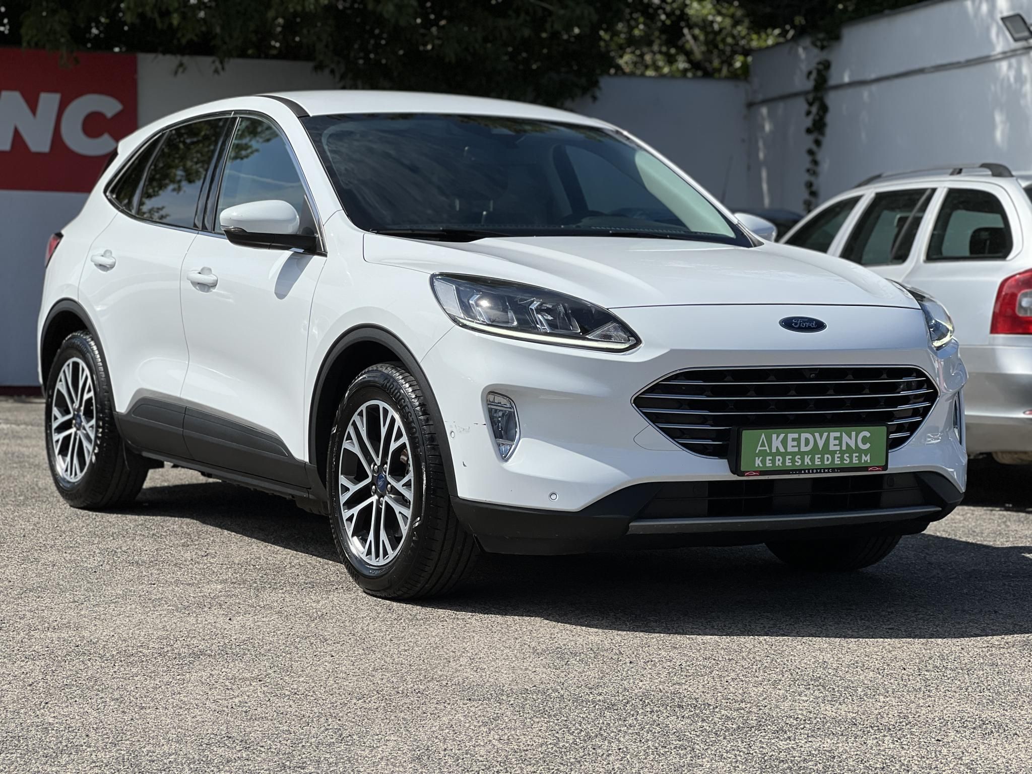 FORD KUGA 2.5 PHEV Titanium CVT 70 km elektromos hatótáv. ülés-kormányfűtés. kamera. CARPLAY!