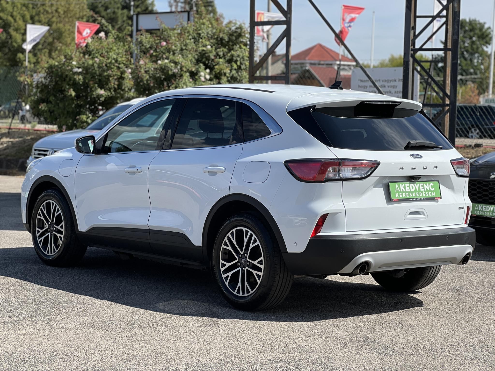 FORD KUGA 2.5 PHEV Titanium CVT 70 km elektromos hatótáv. ülés-kormányfűtés. kamera. CARPLAY!