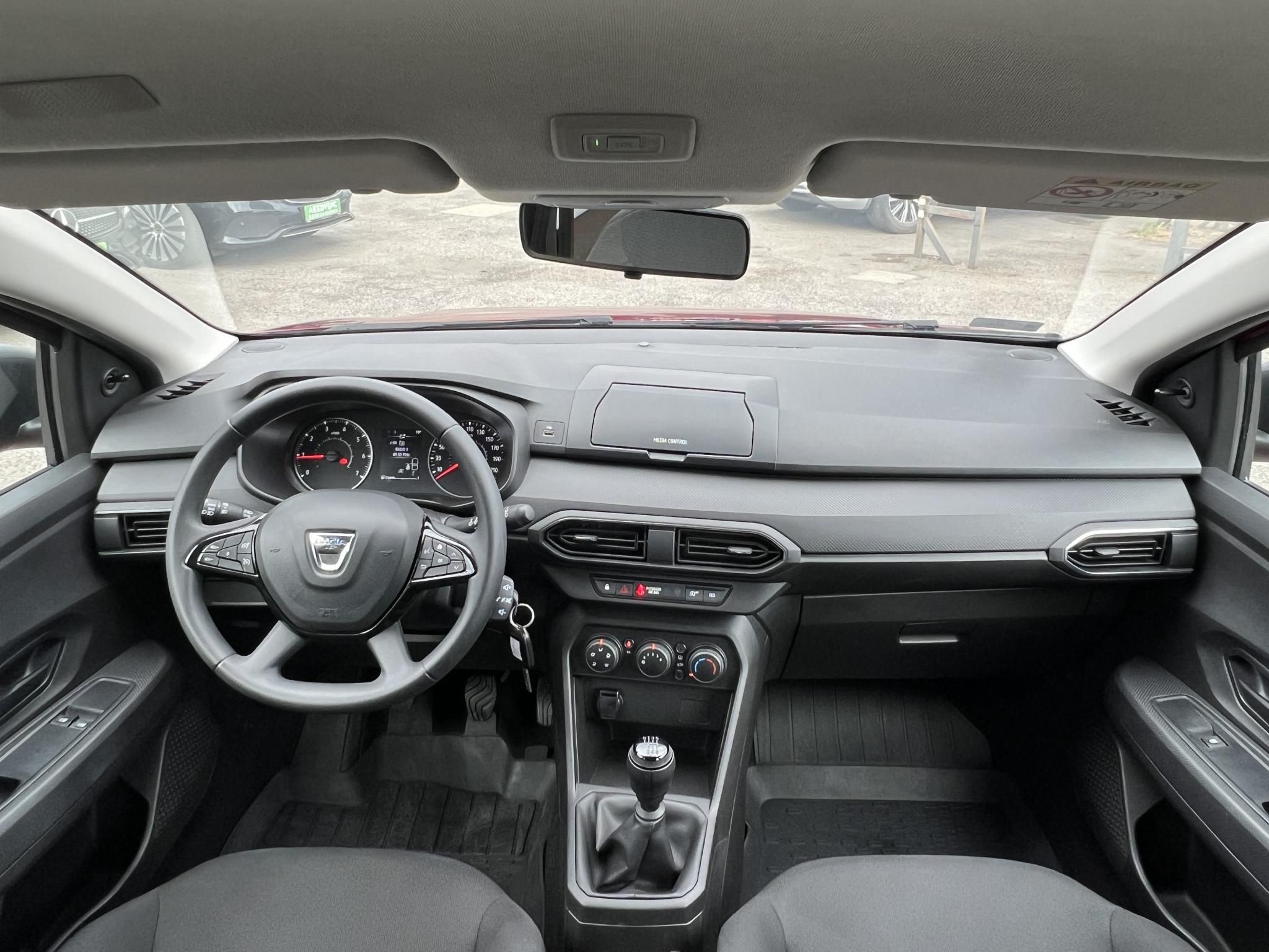DACIA SANDERO 1.0 TCe Essential Magyarországi. Gyári fényezés. Végig vezetett szervizkönyv!