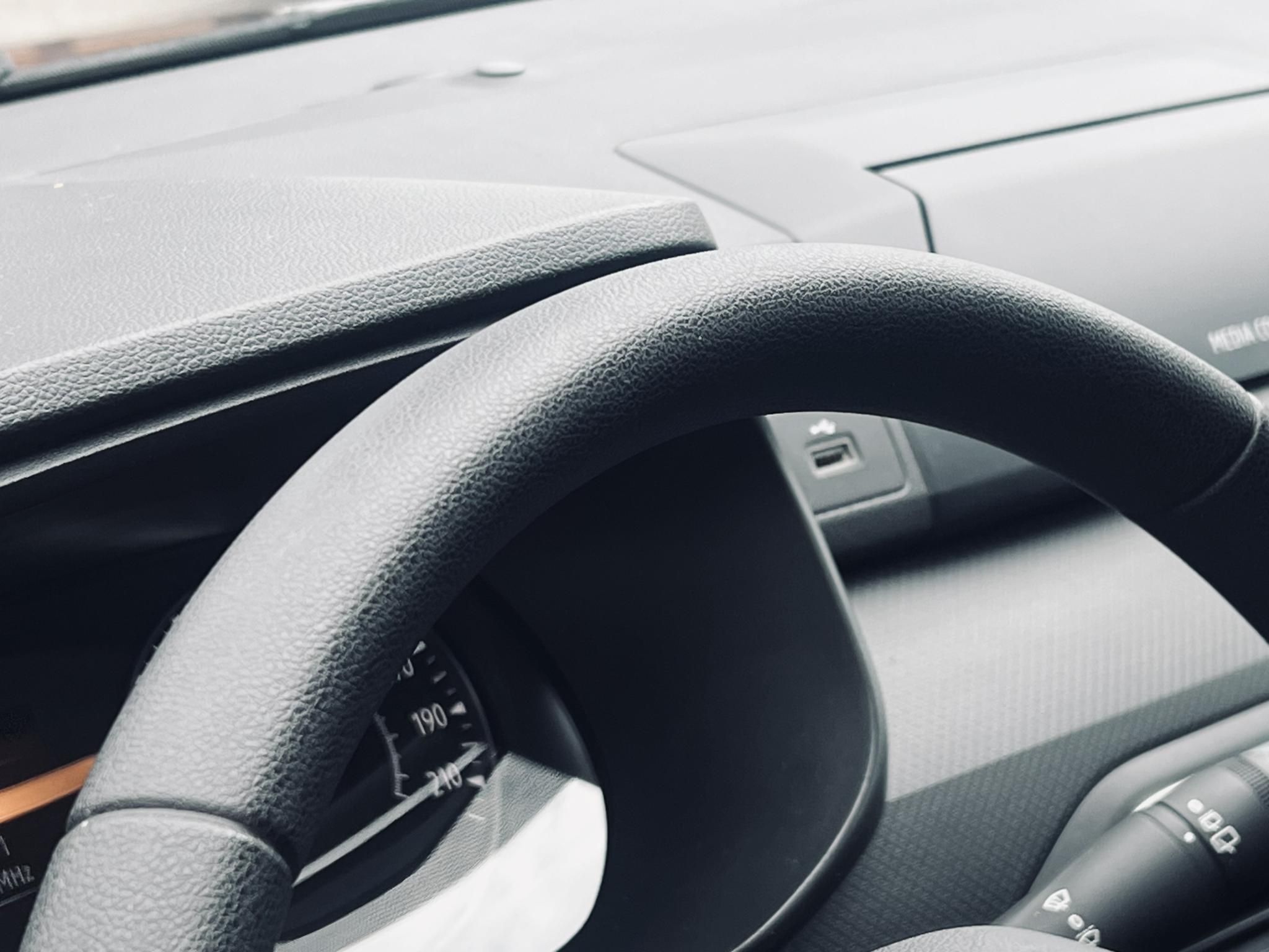 DACIA SANDERO 1.0 TCe Essential Magyarországi. Gyári fényezés. Végig vezetett szervizkönyv!