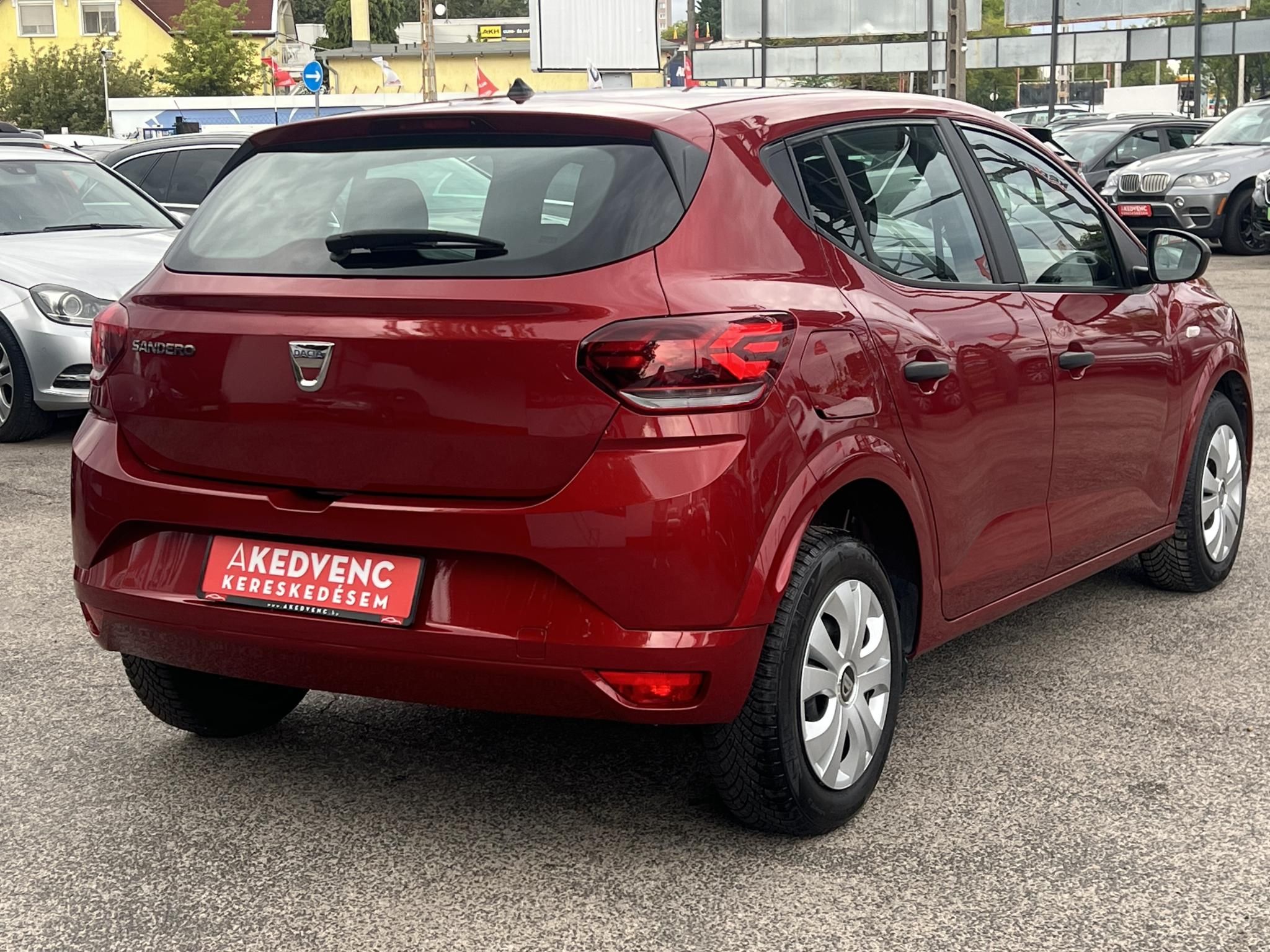 DACIA SANDERO 1.0 TCe Essential Magyarországi. Gyári fényezés. Végig vezetett szervizkönyv!