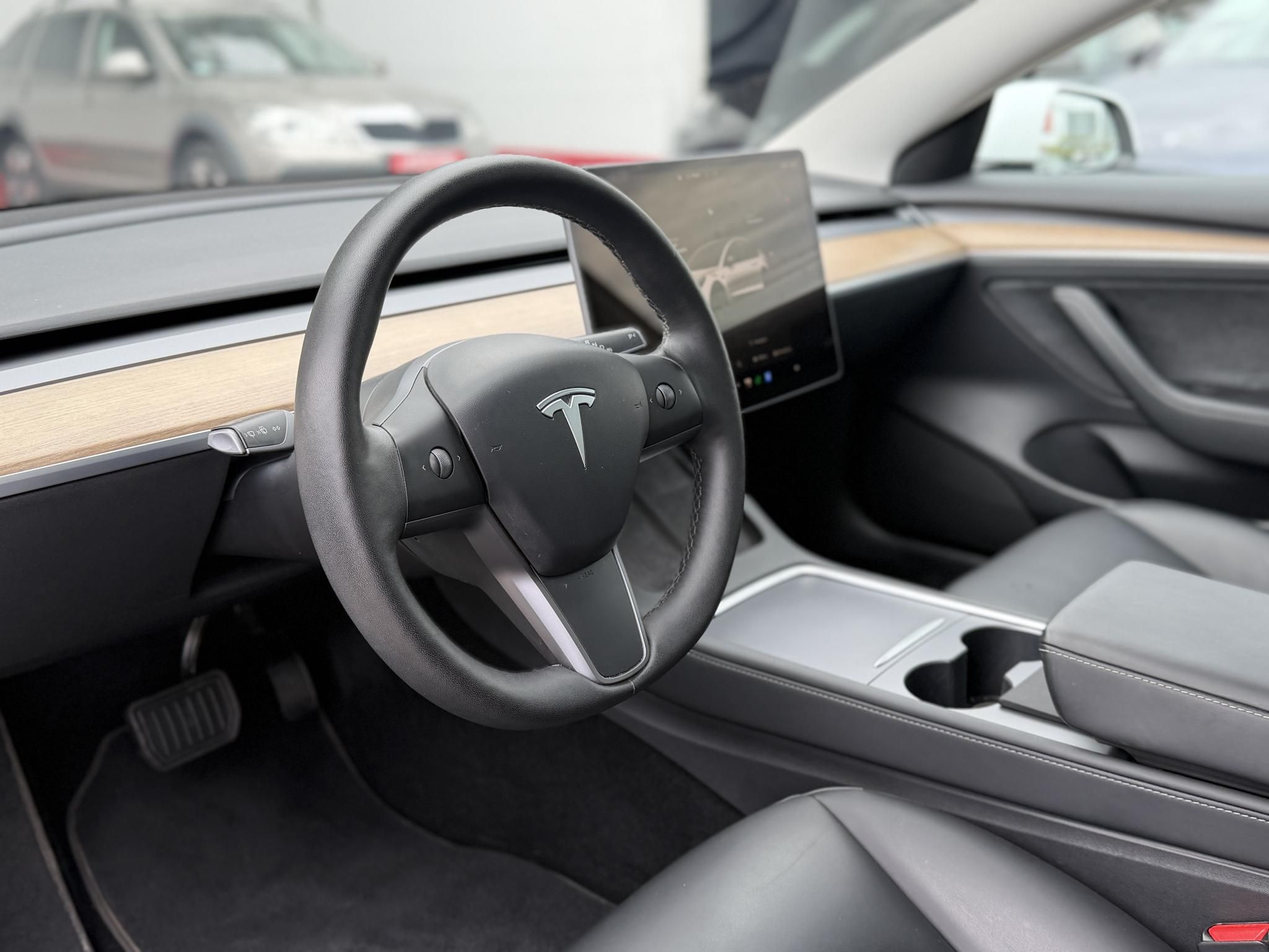 TESLA MODEL 3 Long Range AWD (Automata) 99e km. AMD Ryzen. mátrix LED. hőszivattyú. premium hifi. garanciális!