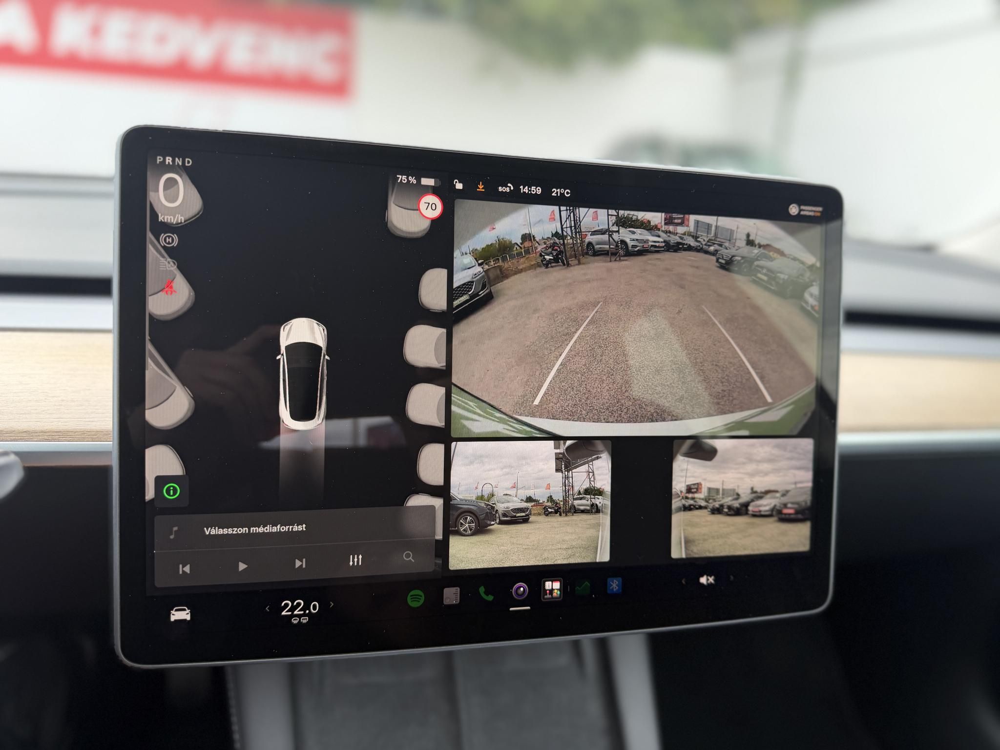 TESLA MODEL 3 Long Range AWD (Automata) 99e km. AMD Ryzen. mátrix LED. hőszivattyú. premium hifi. garanciális!