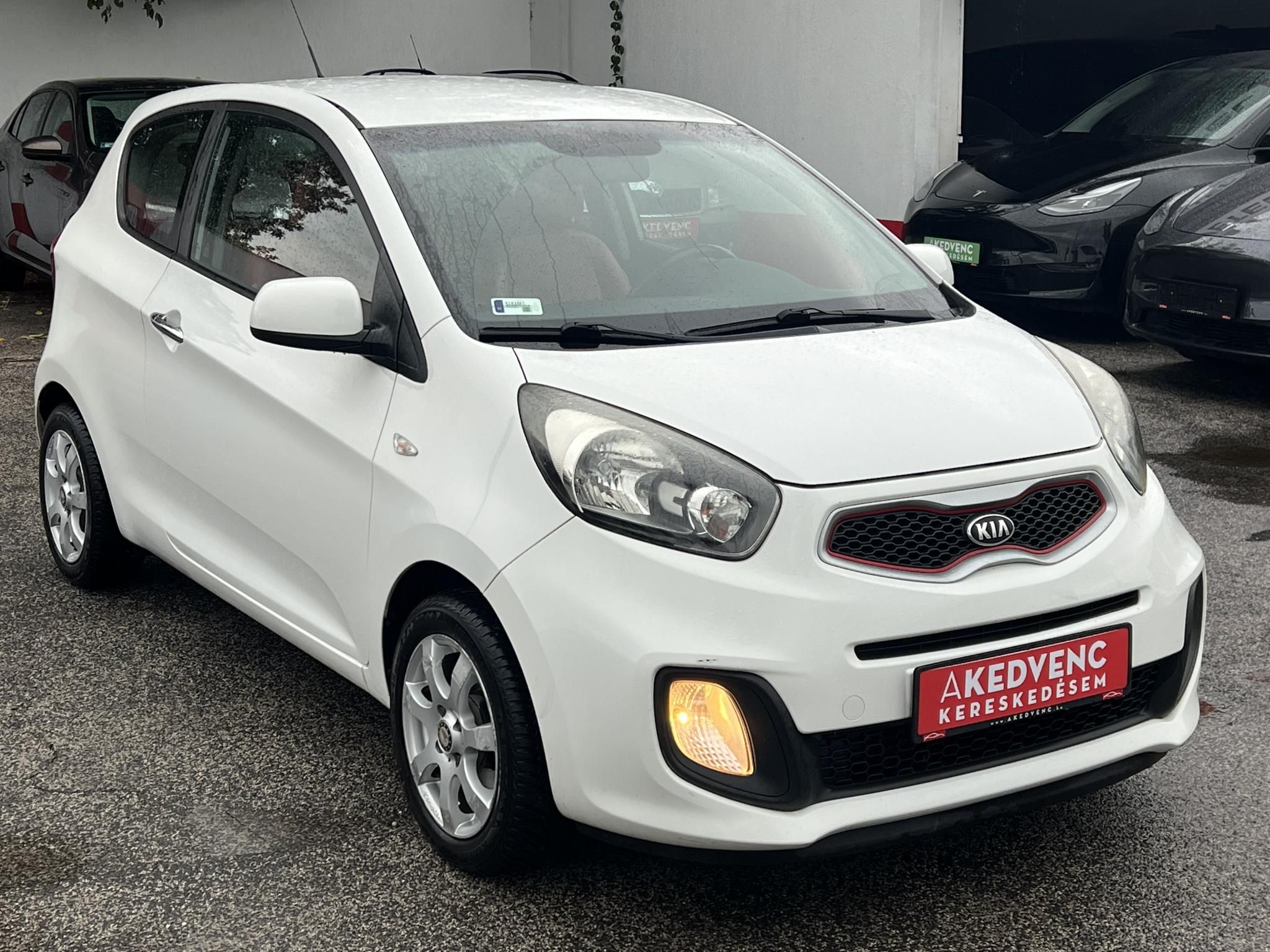 KIA PICANTO 1.0 LX Cool Klíma. Exkluzív bőrbelső. Kormány-ülés fűtés!