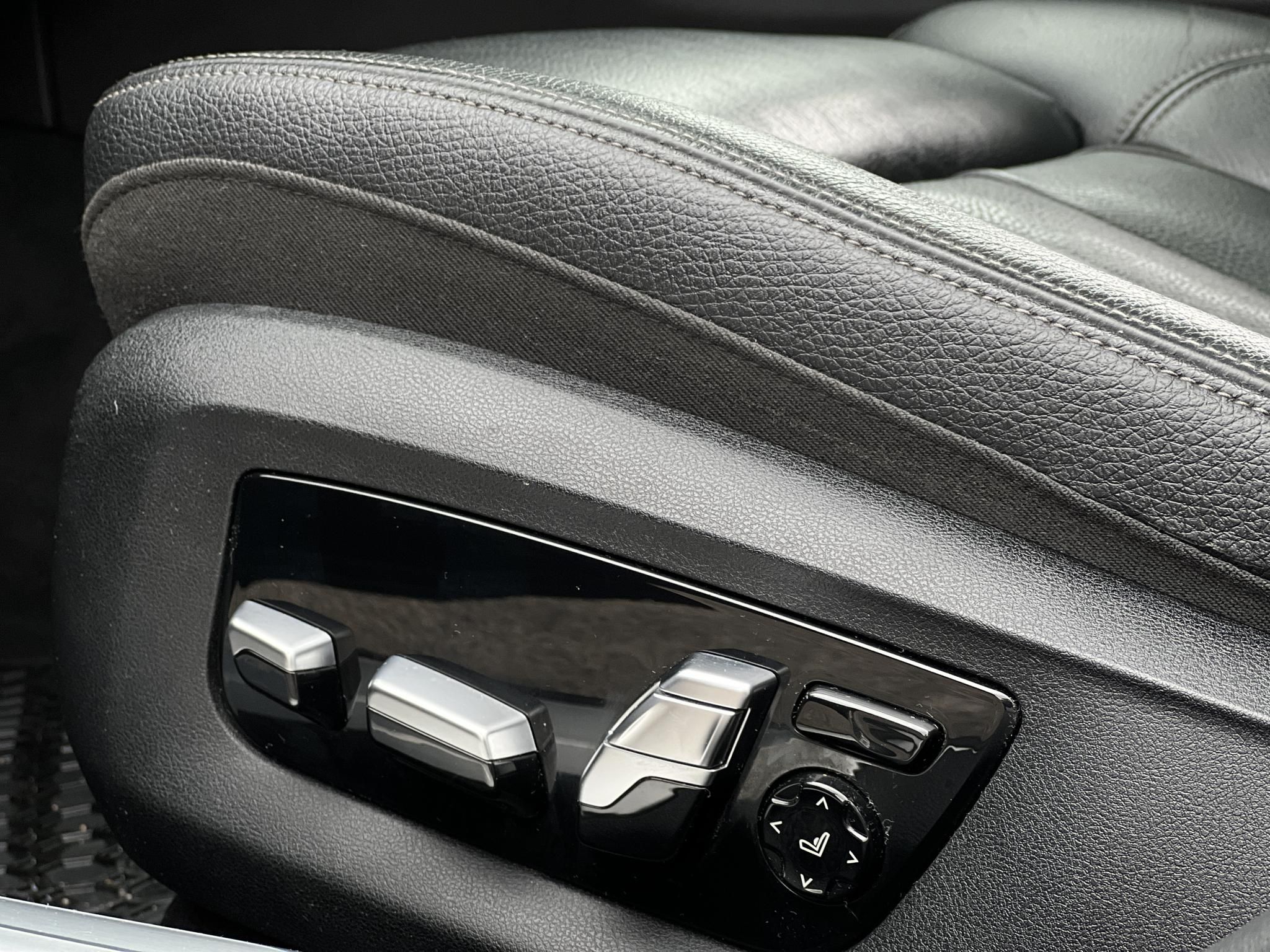 BMW 730d xDrive (Automata) M-sport M.o.-i. HUD. harman/kardon. masszázs. memória. 360kamera. napfénytető!