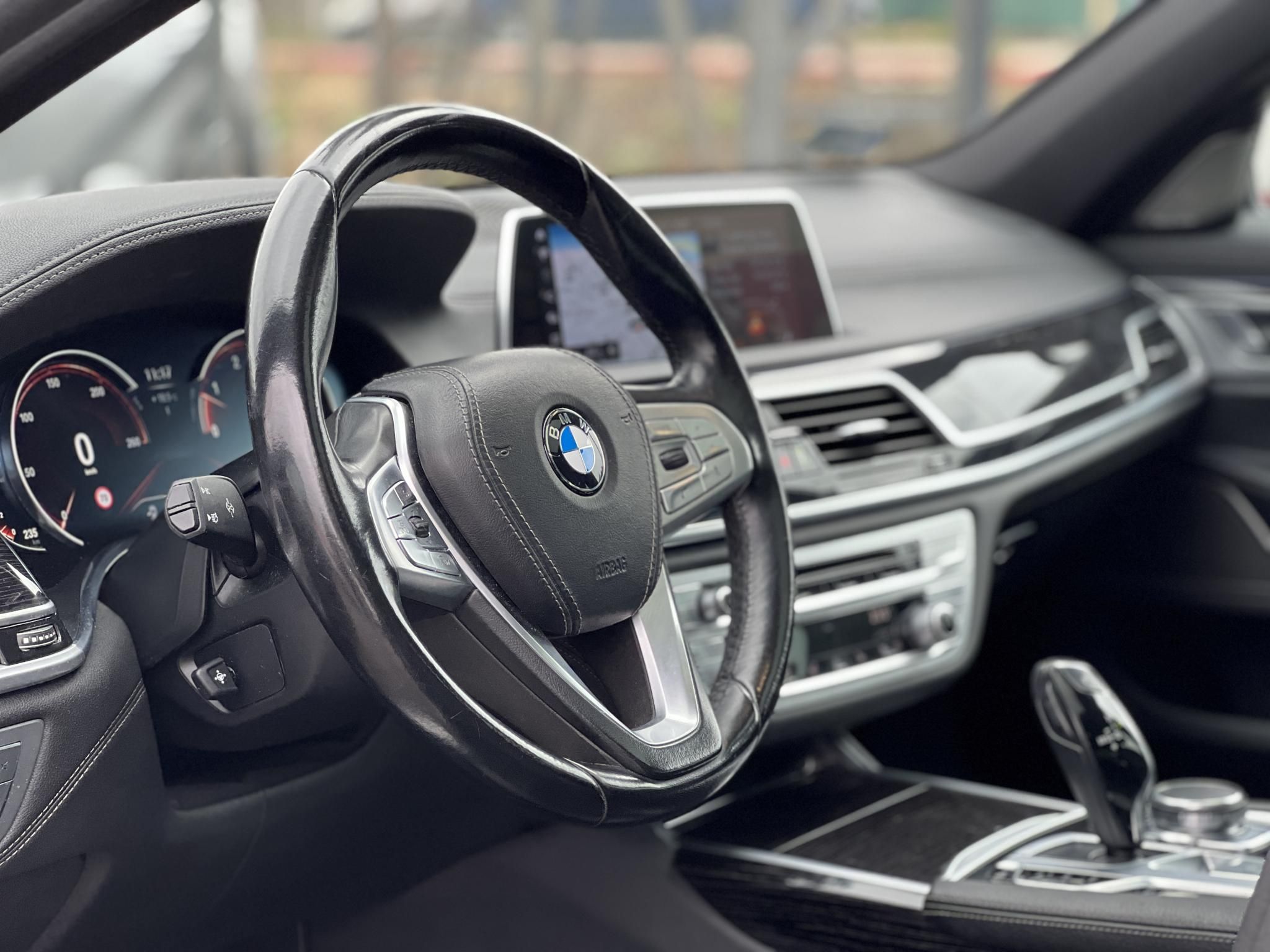 BMW 730d xDrive (Automata) M-sport M.o.-i. HUD. harman/kardon. masszázs. memória. 360kamera. napfénytető!