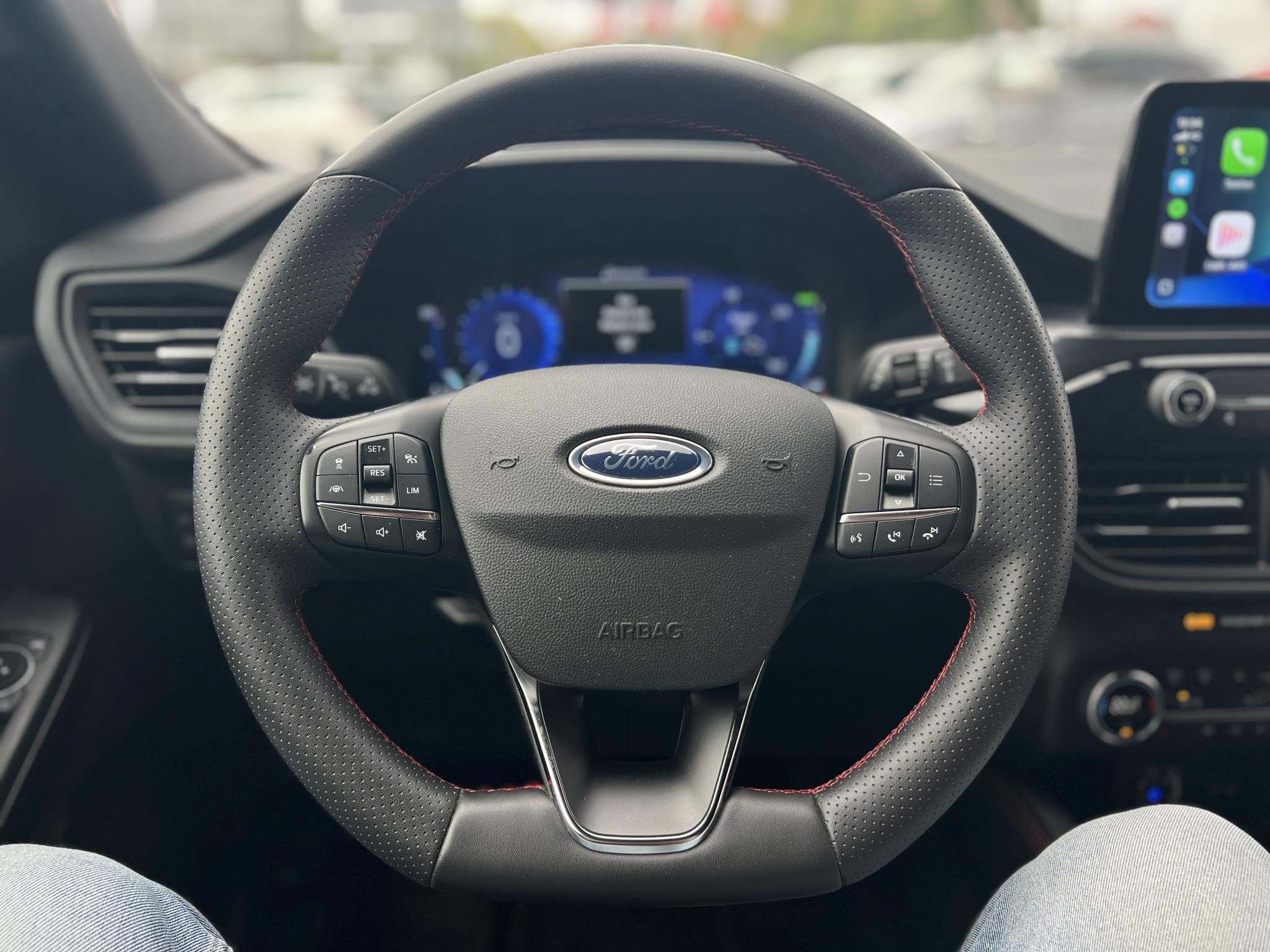 FORD KUGA 2.5 PHEV ST-Line X CVT 85e km. Carplay