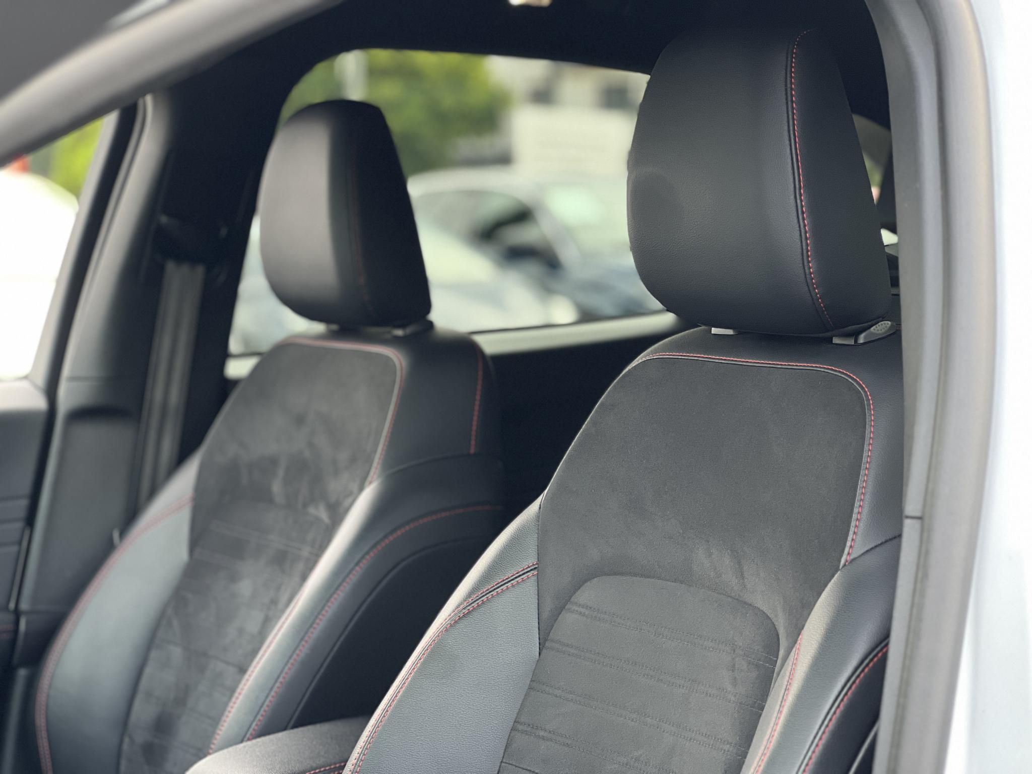 FORD KUGA 2.5 PHEV ST-Line X CVT 58e km. Carplay